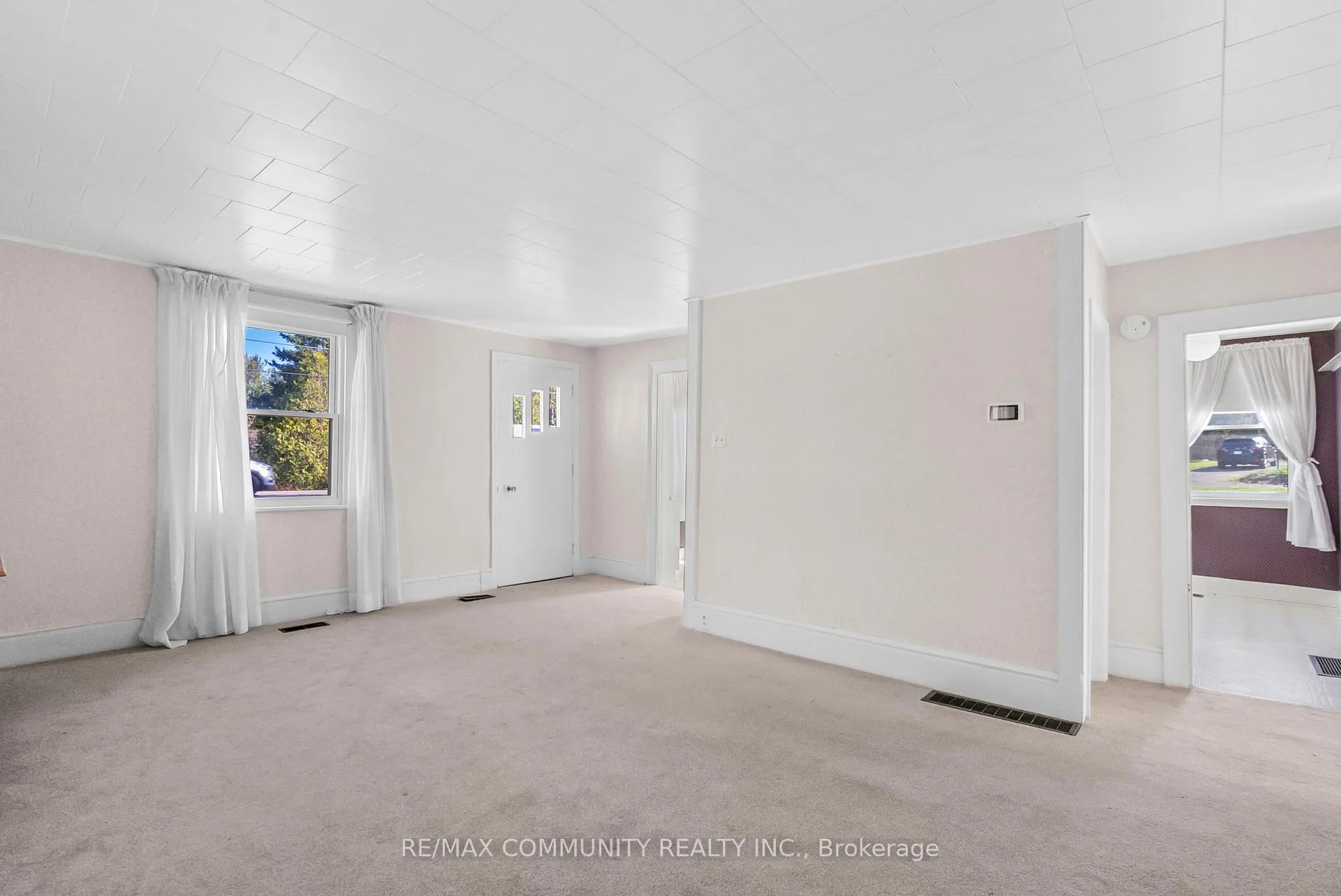 Photo 16 of 9850 Columbia Way, Caledon, Rural Caledon — HOMEH