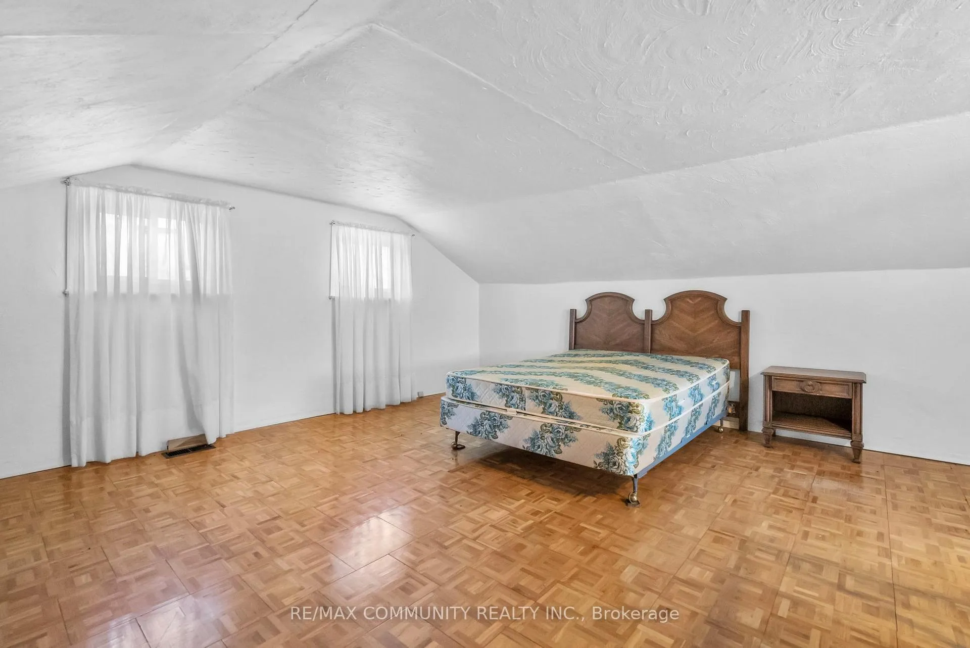 Photo 28 of 9850 Columbia Way, Caledon, Rural Caledon — HOMEH