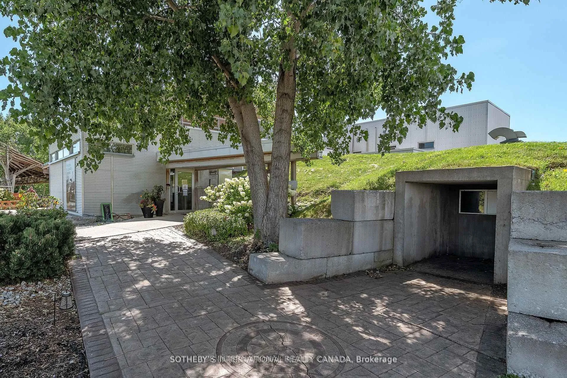 Photo 6 of 4309 County Road 8, Prince Edward County, Picton — HOMEH