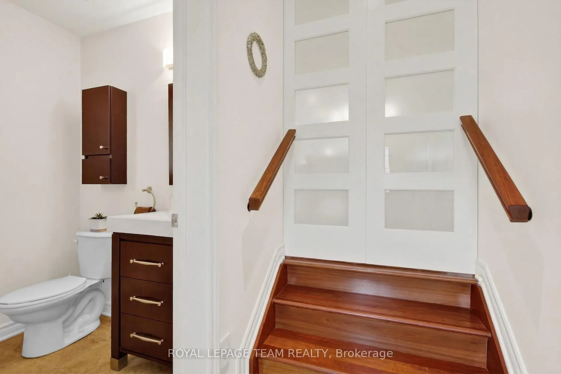 Photo 11 of 210 Hunterbrook Street N, Ottawa, Kanata - Morgan's Grant/South March — HOMEH