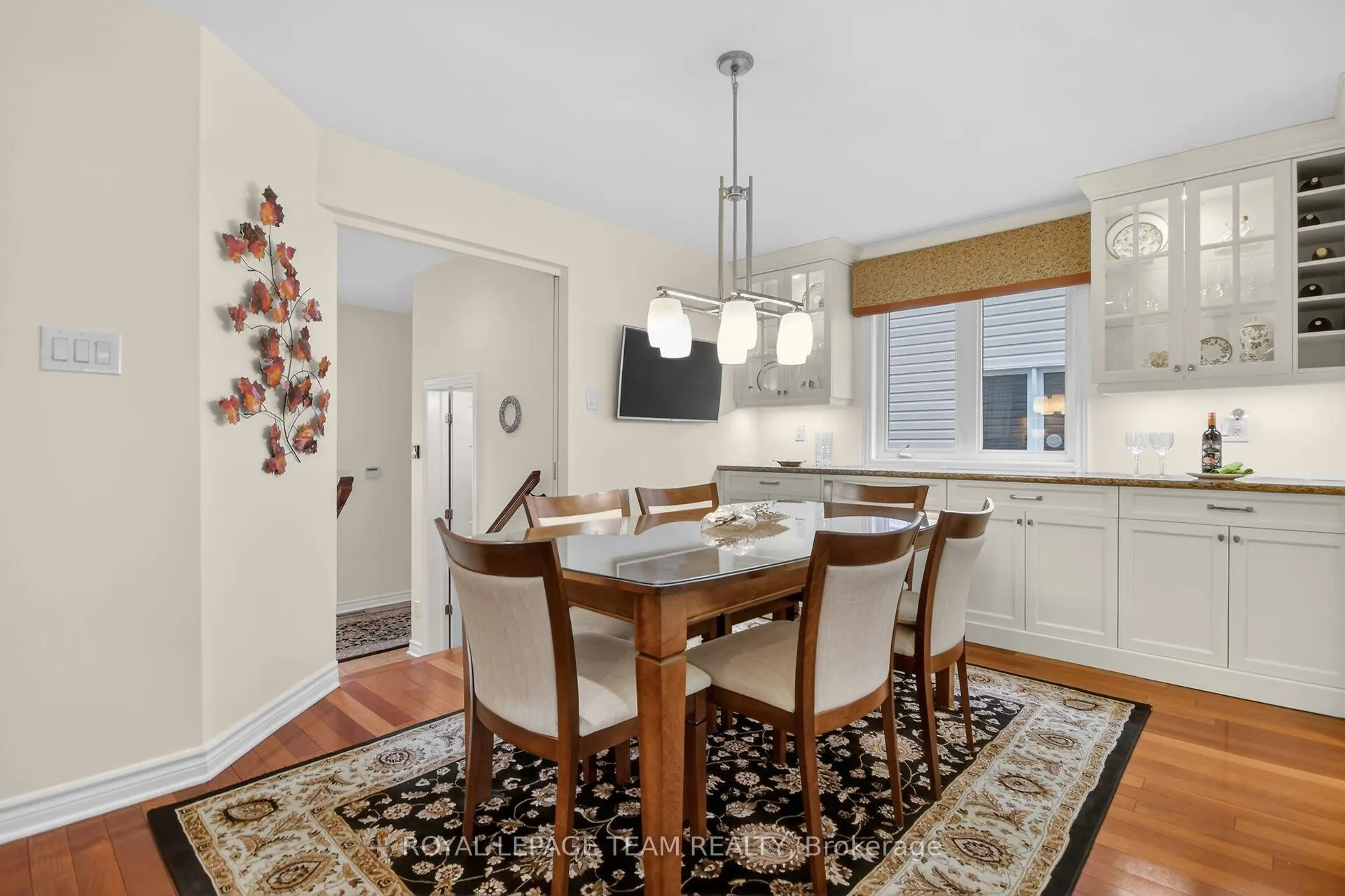 Photo 14 of 210 Hunterbrook Street N, Ottawa, Kanata - Morgan's Grant/South March — HOMEH