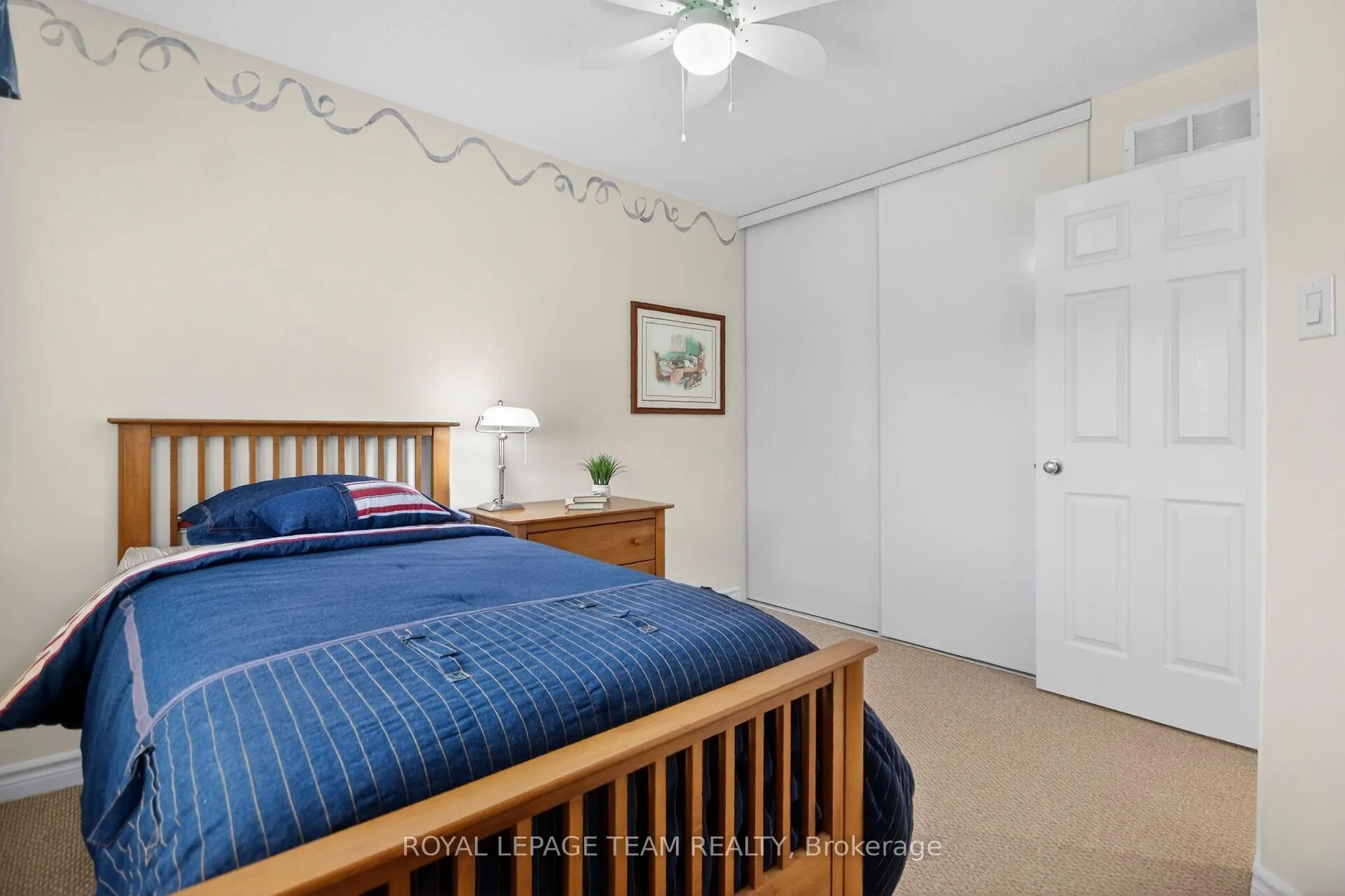 Photo 34 of 210 Hunterbrook Street N, Ottawa, Kanata - Morgan's Grant/South March — HOMEH