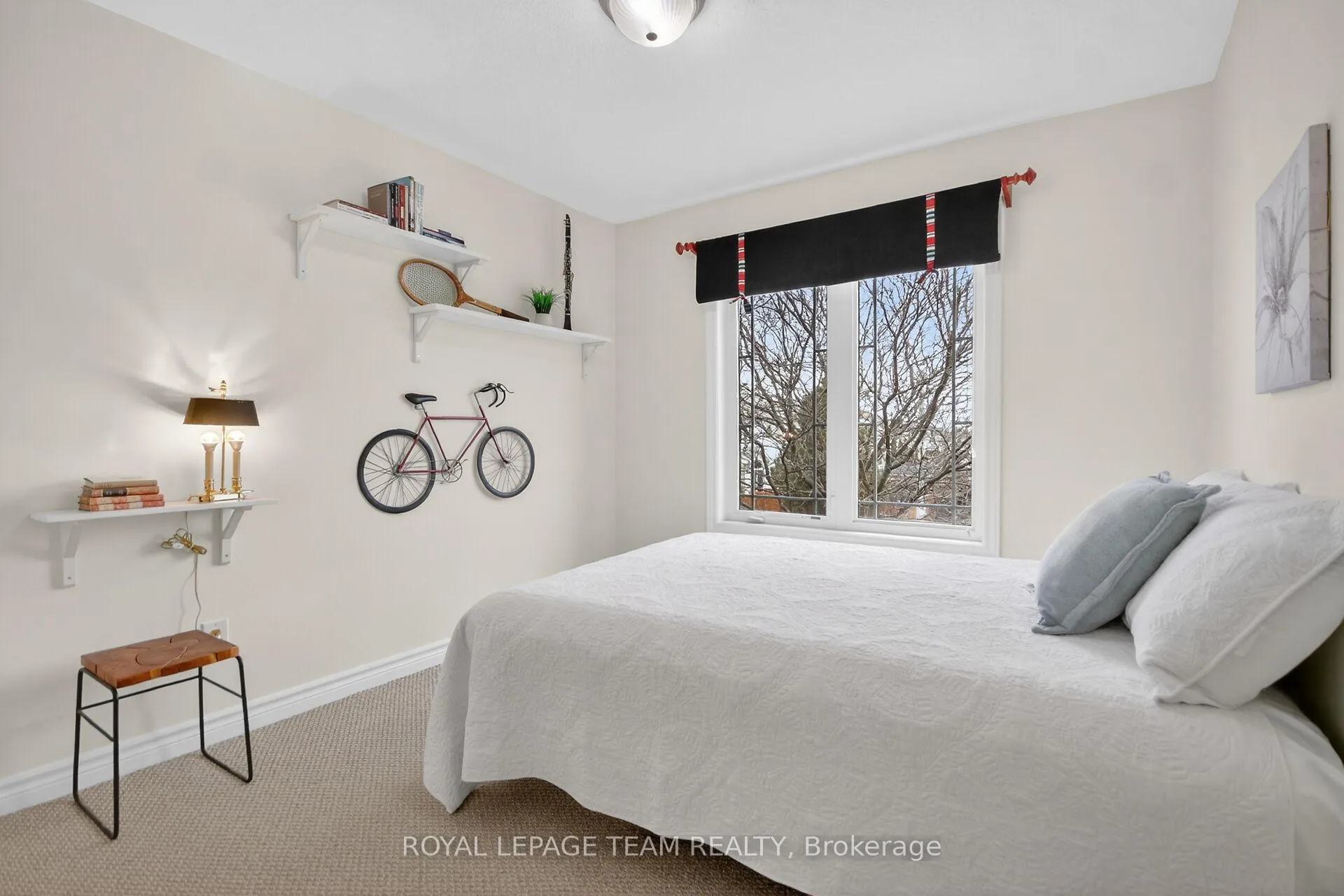 Photo 35 of 210 Hunterbrook Street N, Ottawa, Kanata - Morgan's Grant/South March — HOMEH