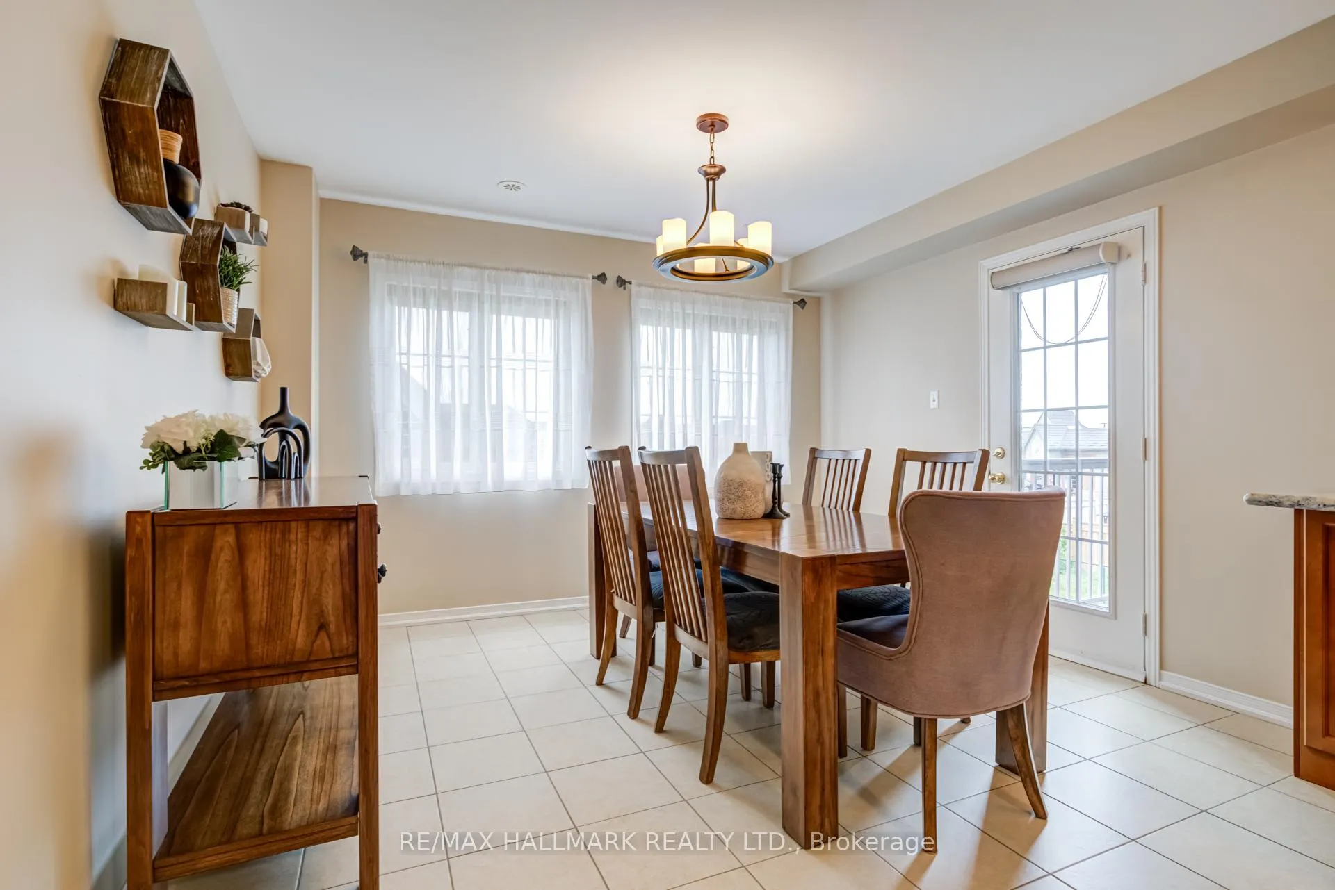 Photo 20 of 187 Hawkview Boulevard, Vaughan, Vellore Village — HOMEH