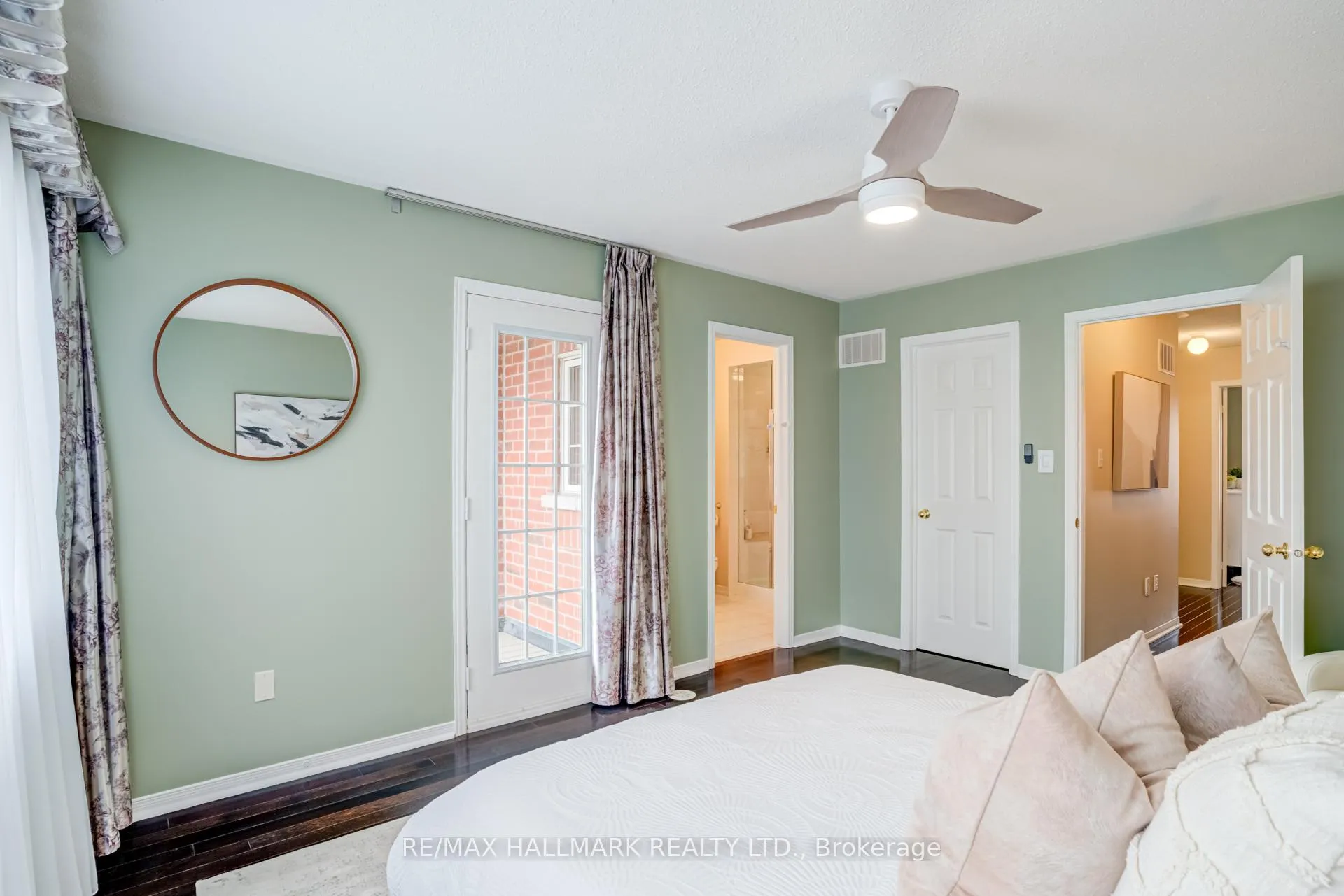 Photo 26 of 187 Hawkview Boulevard, Vaughan, Vellore Village — HOMEH