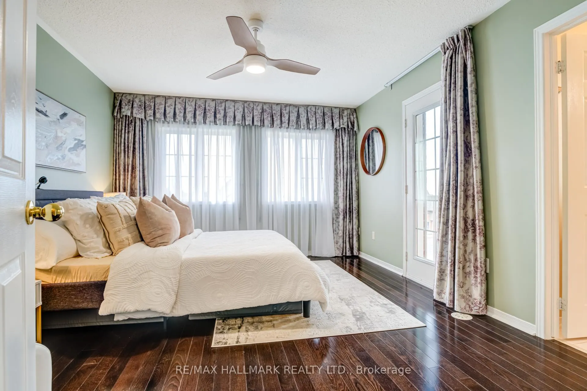 Photo 27 of 187 Hawkview Boulevard, Vaughan, Vellore Village — HOMEH