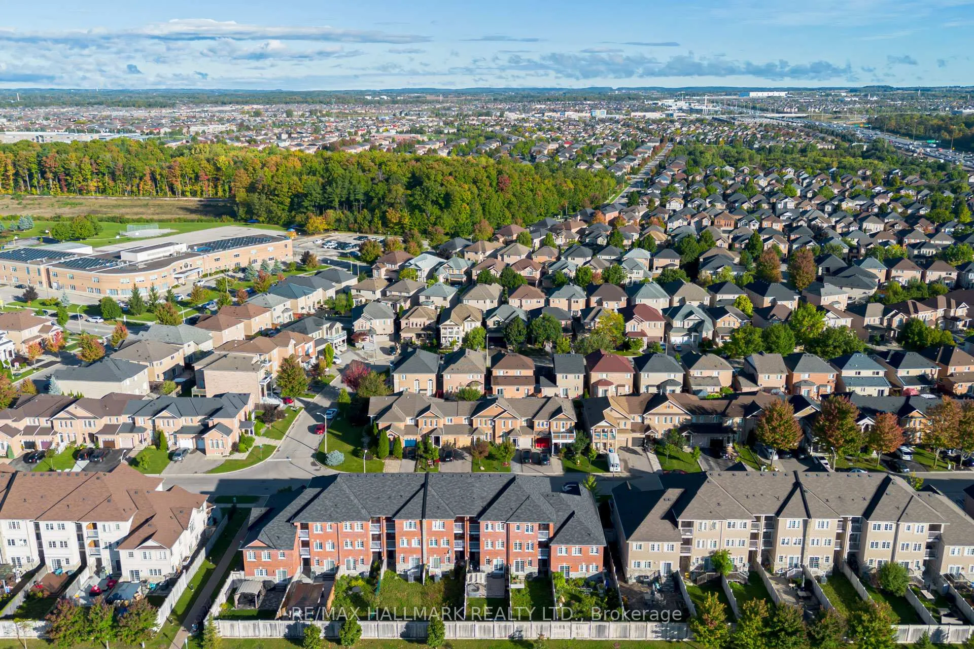 Photo 47 of 187 Hawkview Boulevard, Vaughan, Vellore Village — HOMEH