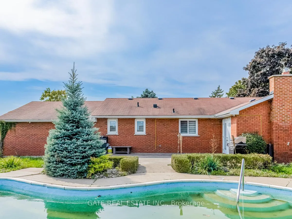 Photo 2 of 9779 Heritage Road, Brampton, Northwest Brampton — HOMEH