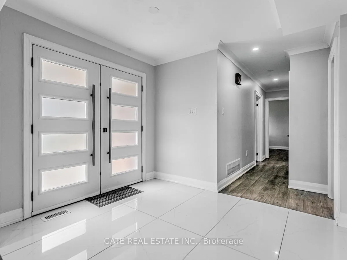 Photo 9 of 9779 Heritage Road, Brampton, Northwest Brampton — HOMEH