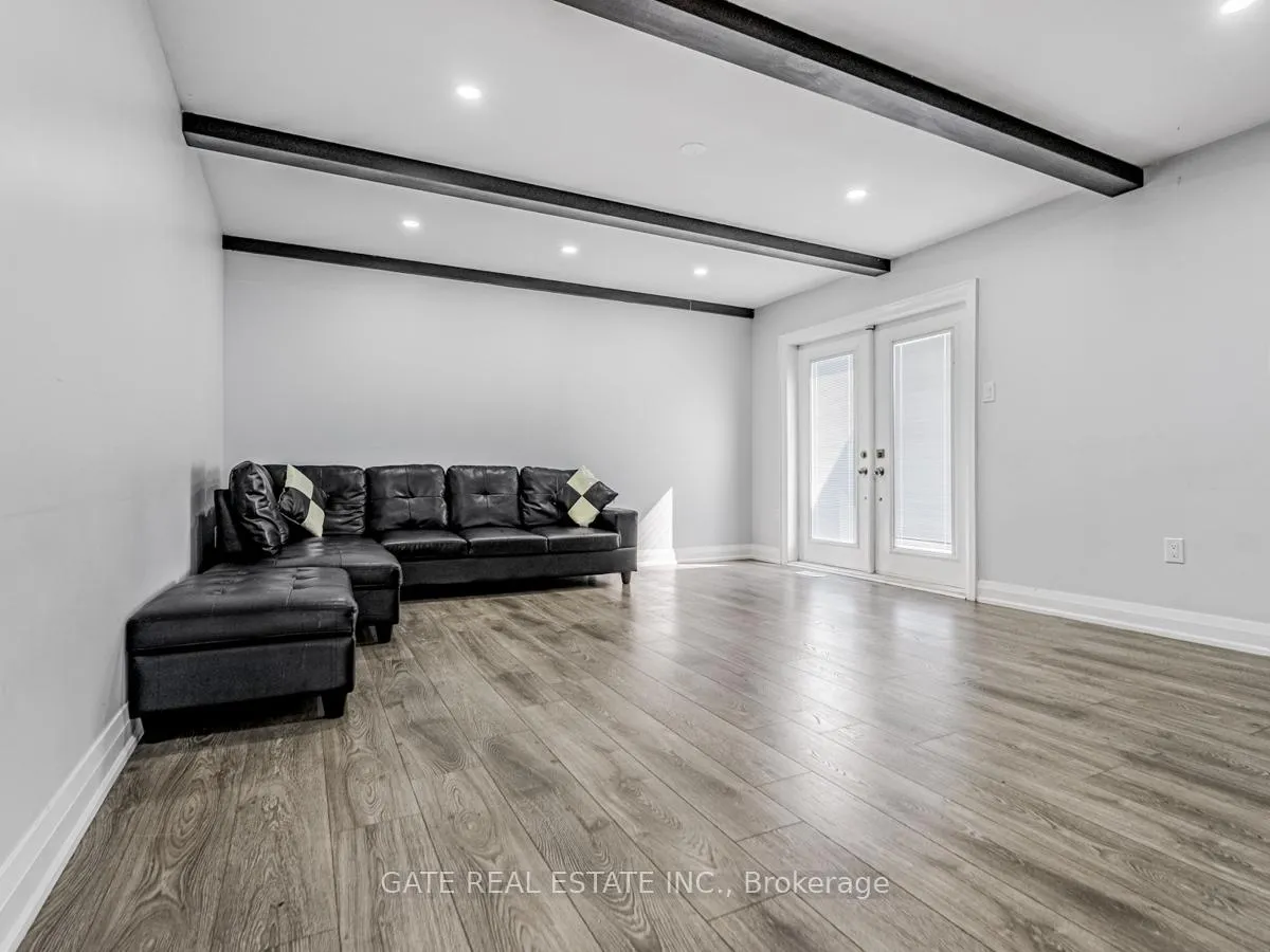 Photo 11 of 9779 Heritage Road, Brampton, Northwest Brampton — HOMEH