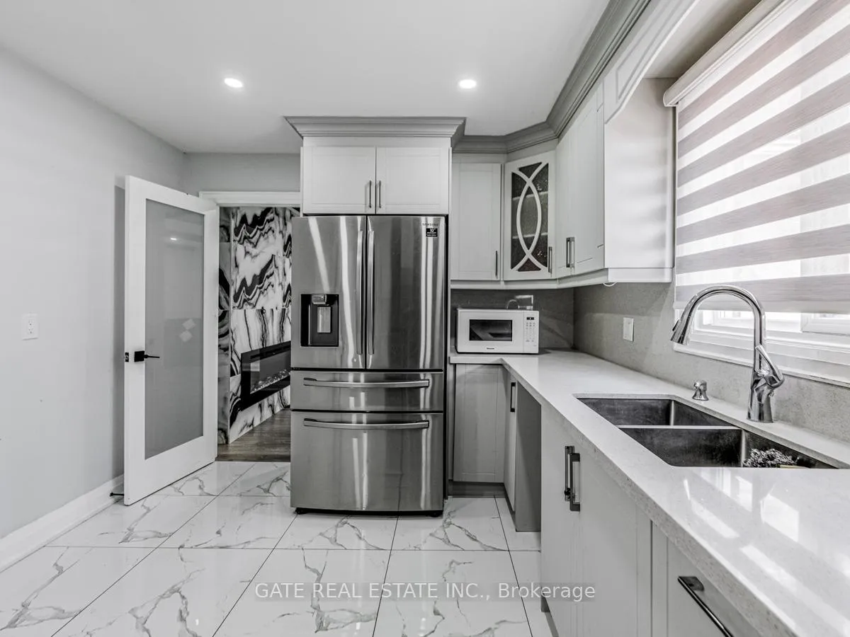 Photo 17 of 9779 Heritage Road, Brampton, Northwest Brampton — HOMEH