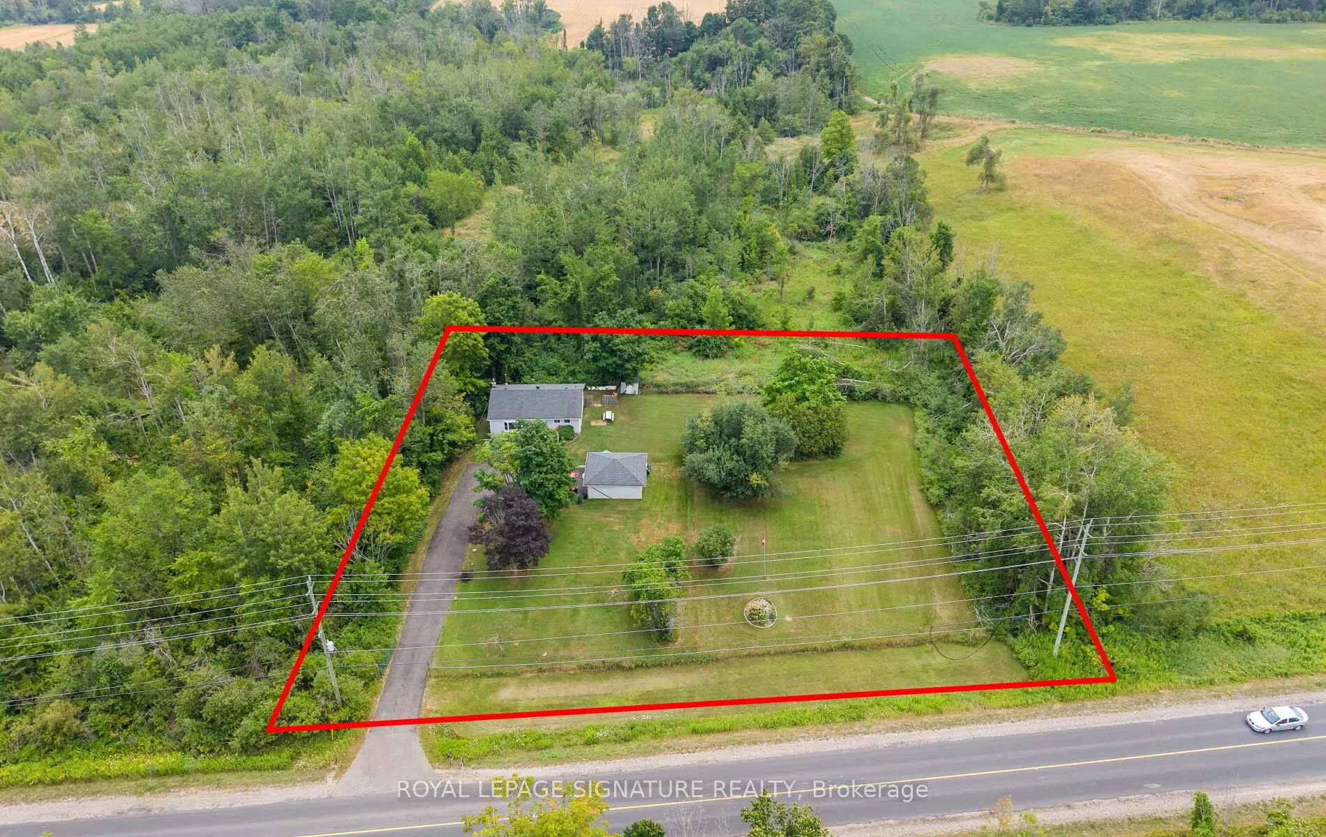 Photo 2 of 1359 10th Line, Innisfil, Rural Innisfil — HOMEH