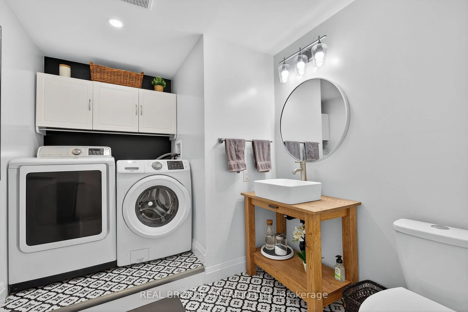 Photo 16 of 151 Atherley Road, Orillia — HOMEH