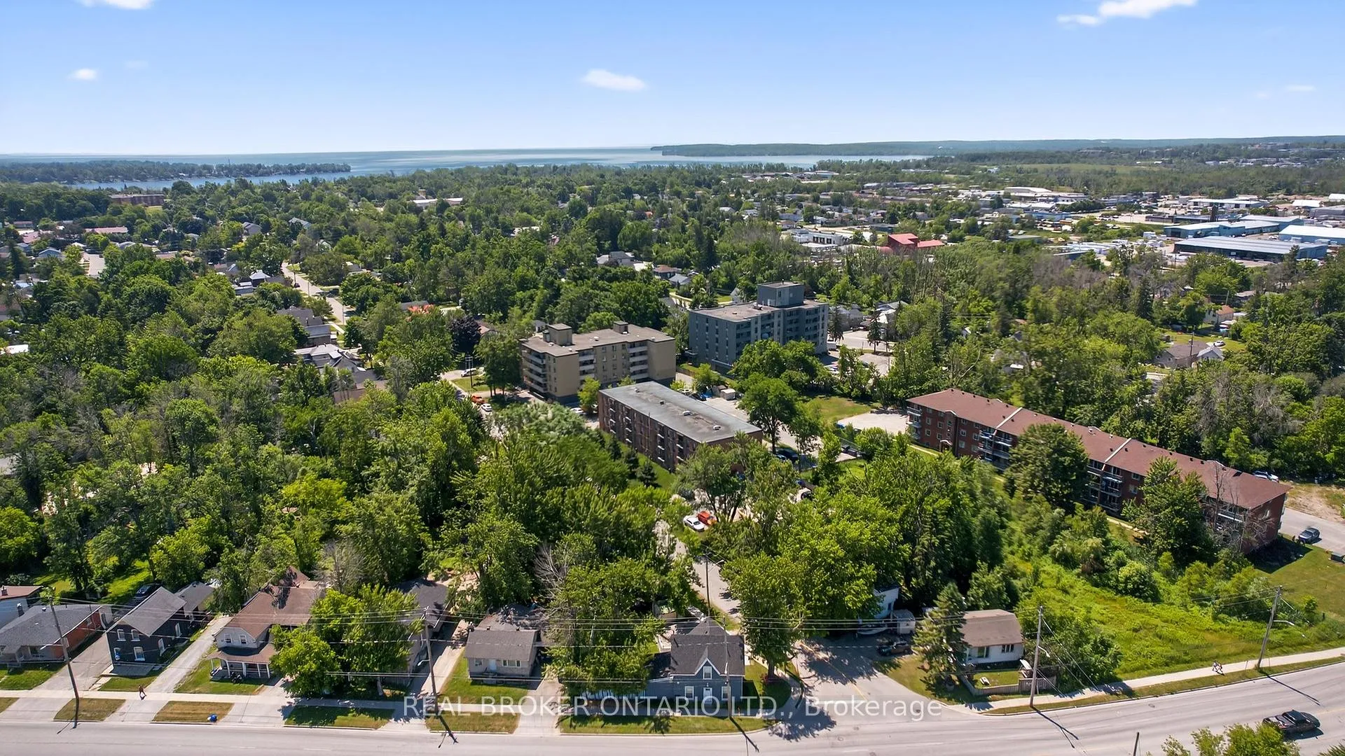 Photo 33 of 151 Atherley Road, Orillia — HOMEH