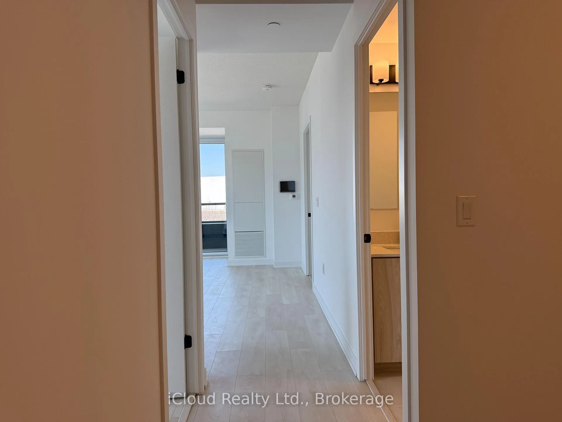 Photo 22 of Unit 211, 4878 Powers Common, Burlington, Appleby — HOMEH