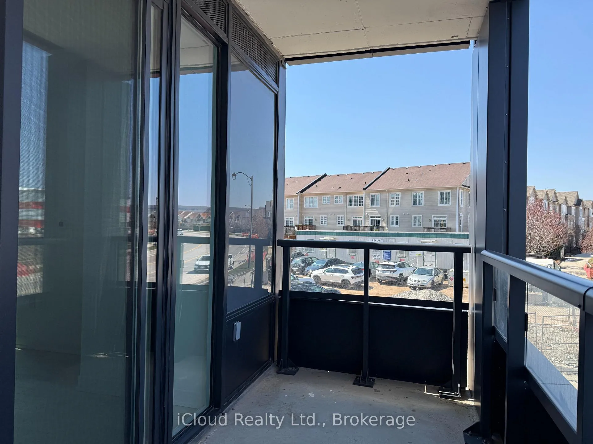 Photo 24 of Unit 211, 4878 Powers Common, Burlington, Appleby — HOMEH
