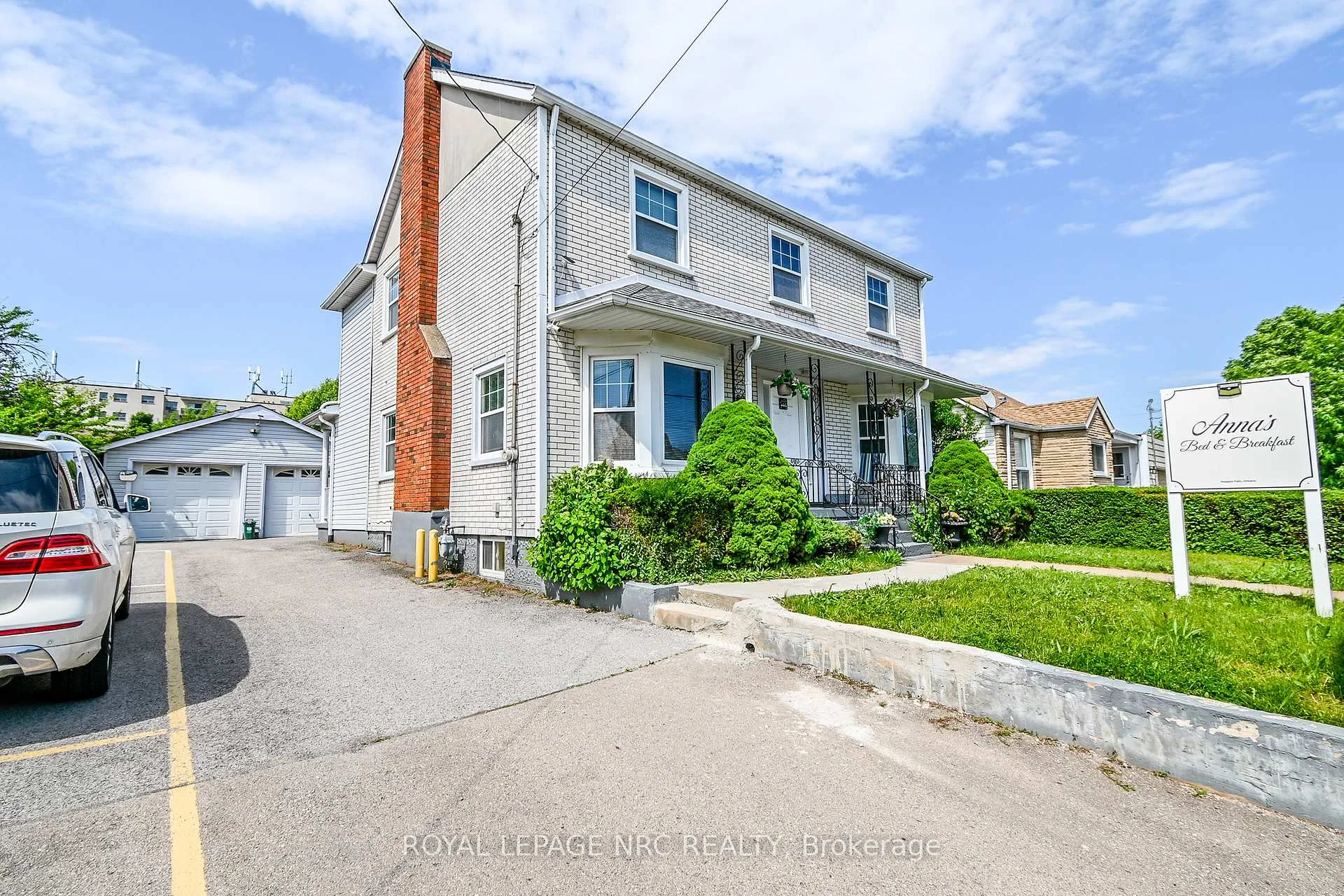 Front of 6257 Dunn Street