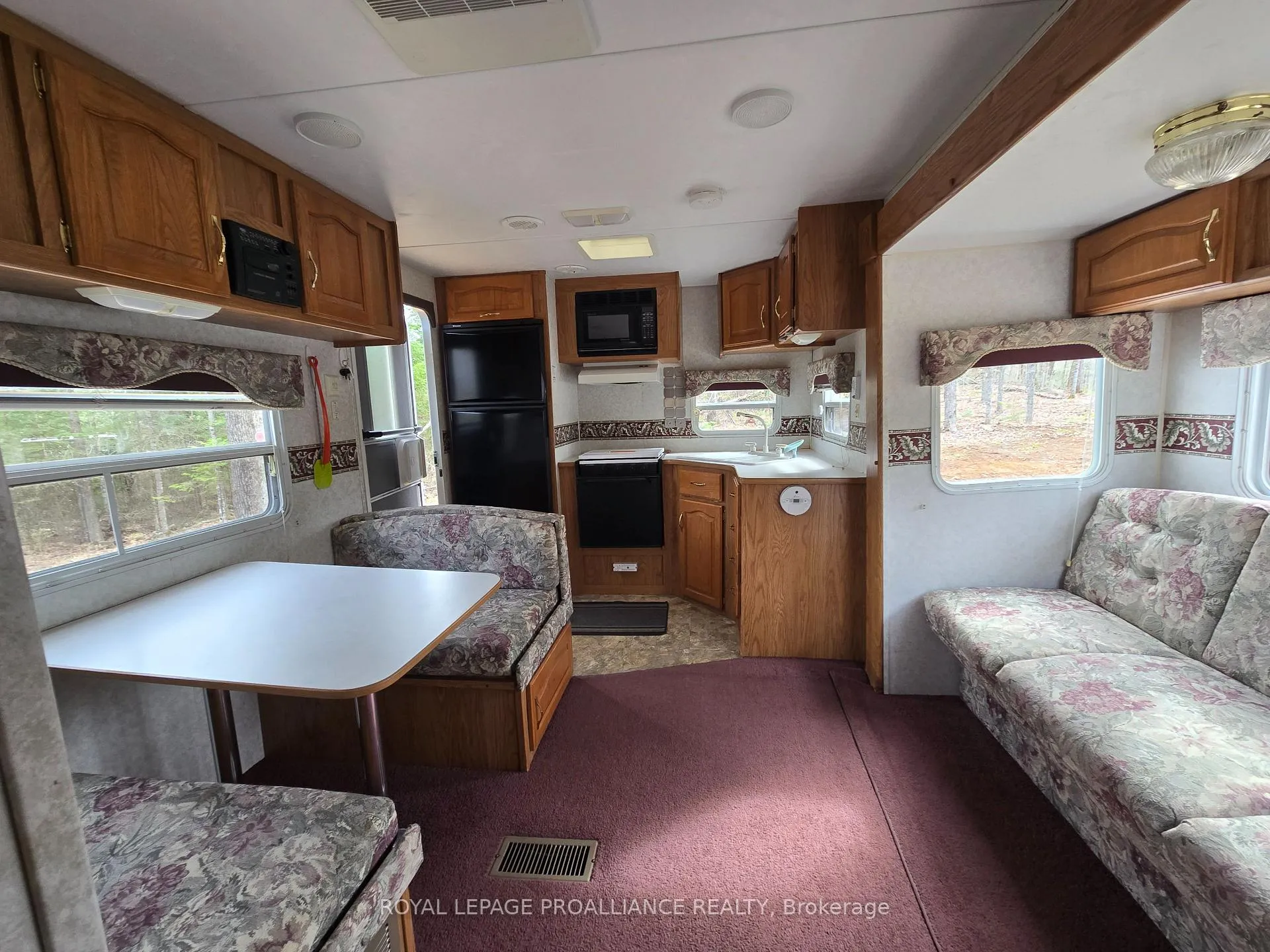 Photo 7 of 2060 Smith Road, North Frontenac, Frontenac North — HOMEH