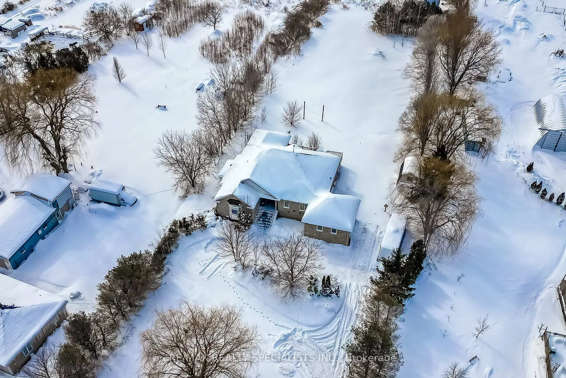 Photo 2 of 18370 Keele Street, King, Rural King — HOMEH