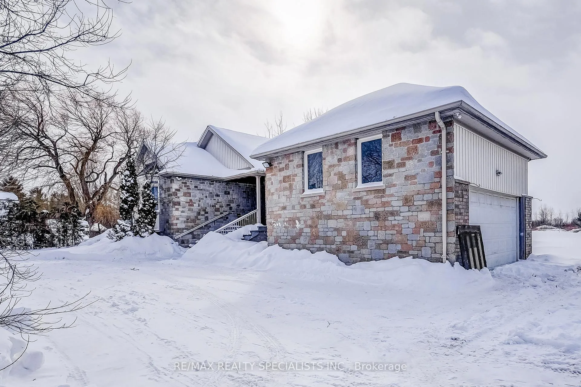 Photo 5 of 18370 Keele Street, King, Rural King — HOMEH