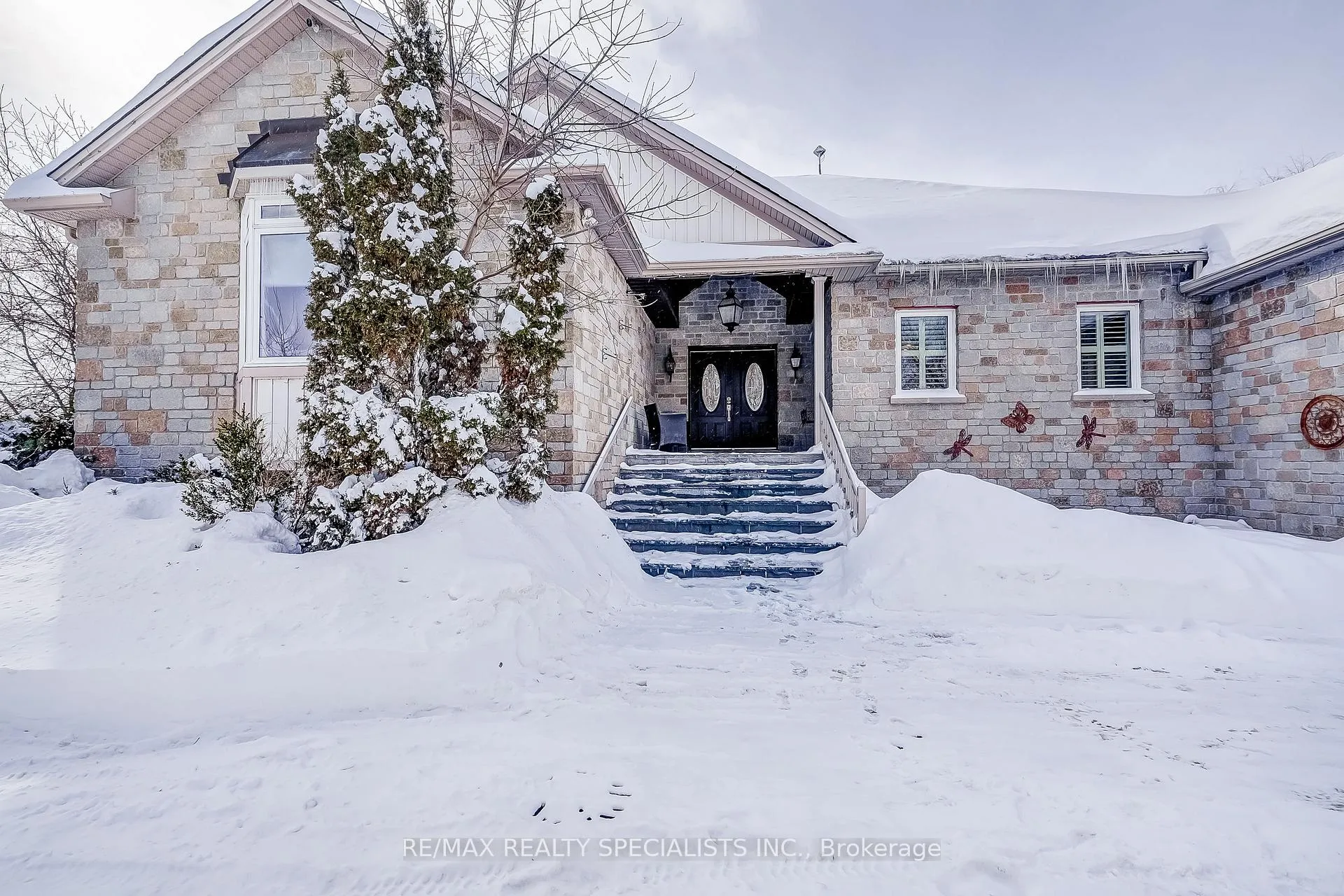 Photo 6 of 18370 Keele Street, King, Rural King — HOMEH