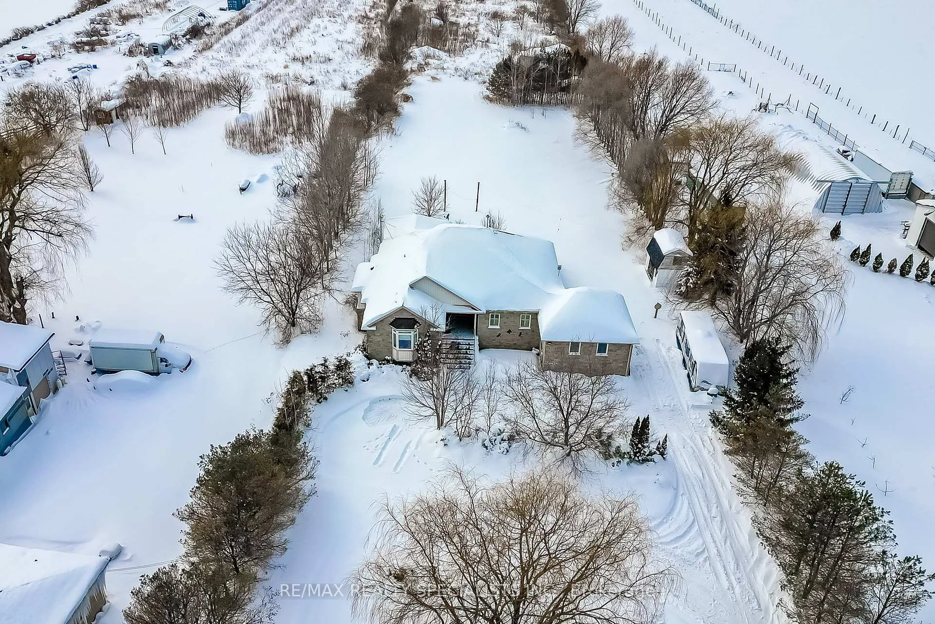 Photo 7 of 18370 Keele Street, King, Rural King — HOMEH
