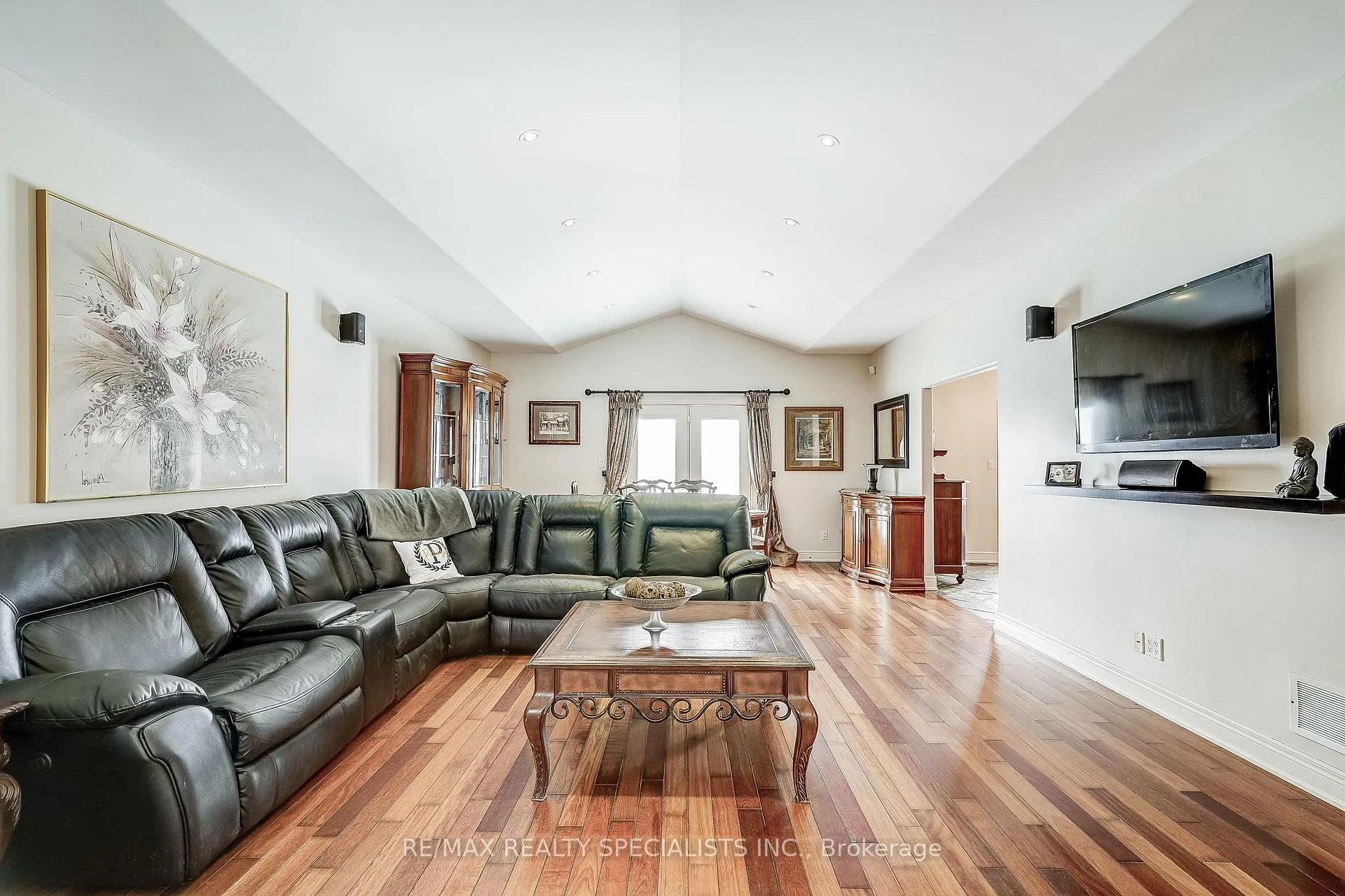 Photo 15 of 18370 Keele Street, King, Rural King — HOMEH