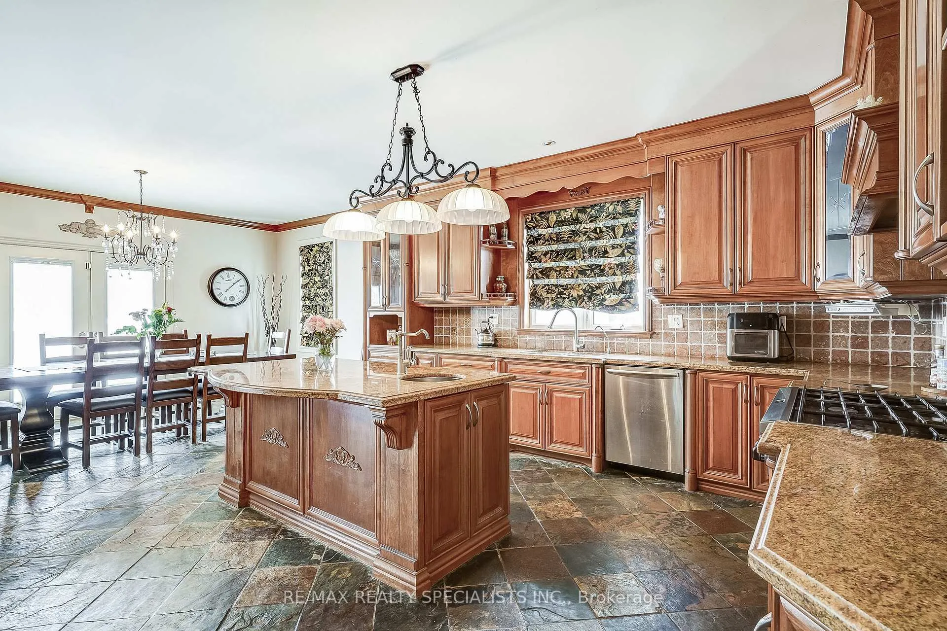 Photo 21 of 18370 Keele Street, King, Rural King — HOMEH