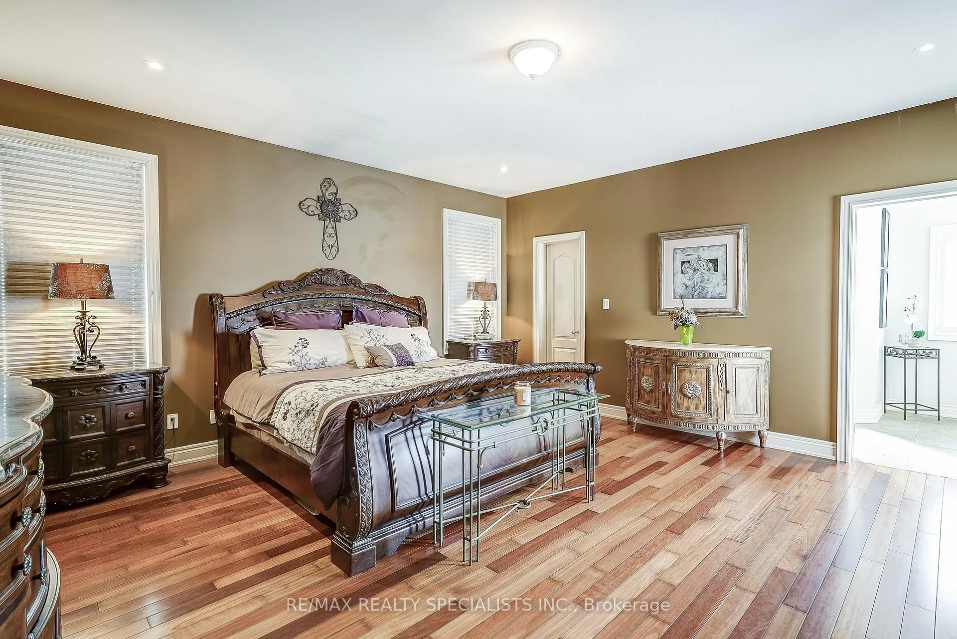 Photo 32 of 18370 Keele Street, King, Rural King — HOMEH