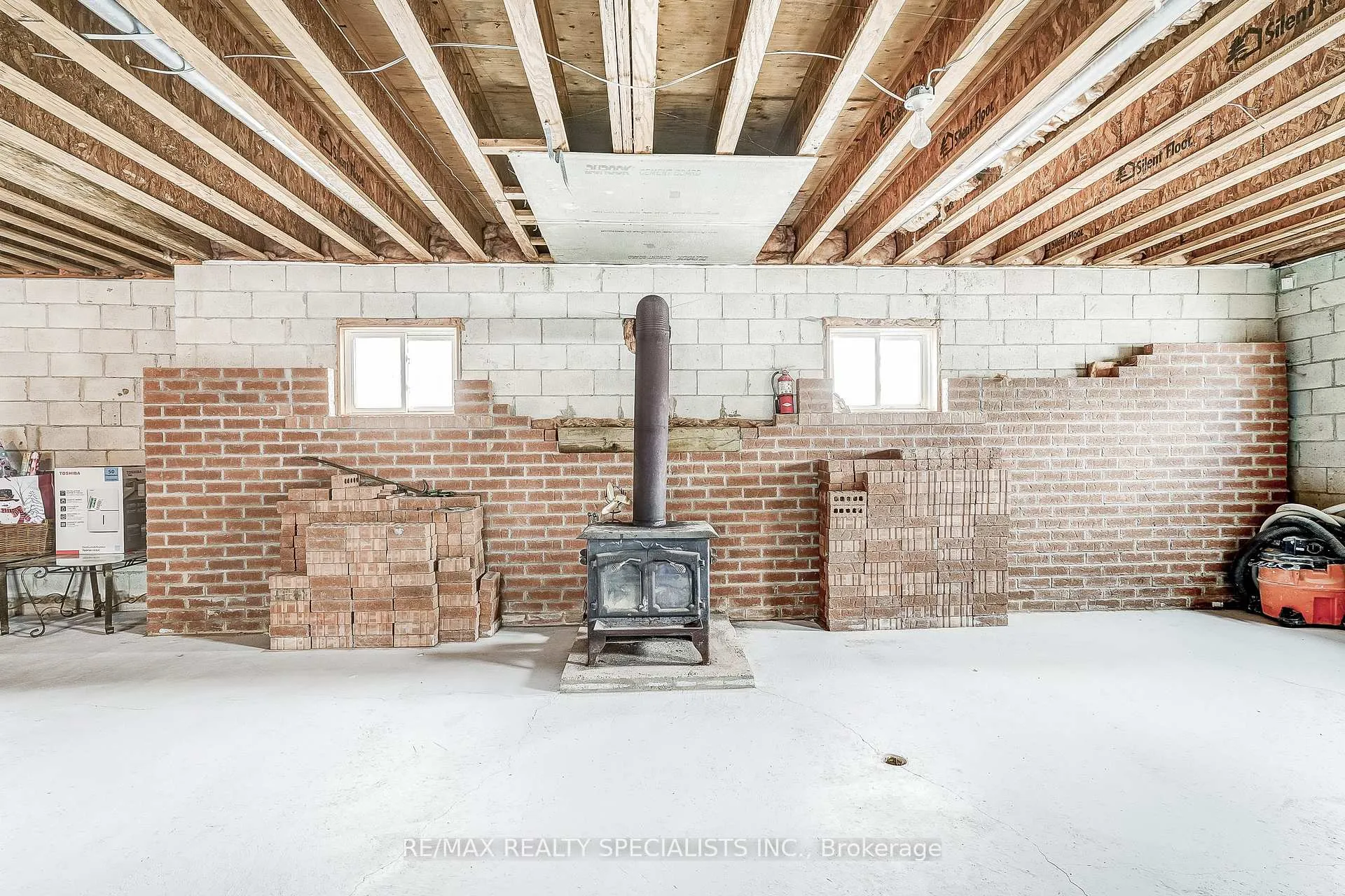 Photo 40 of 18370 Keele Street, King, Rural King — HOMEH
