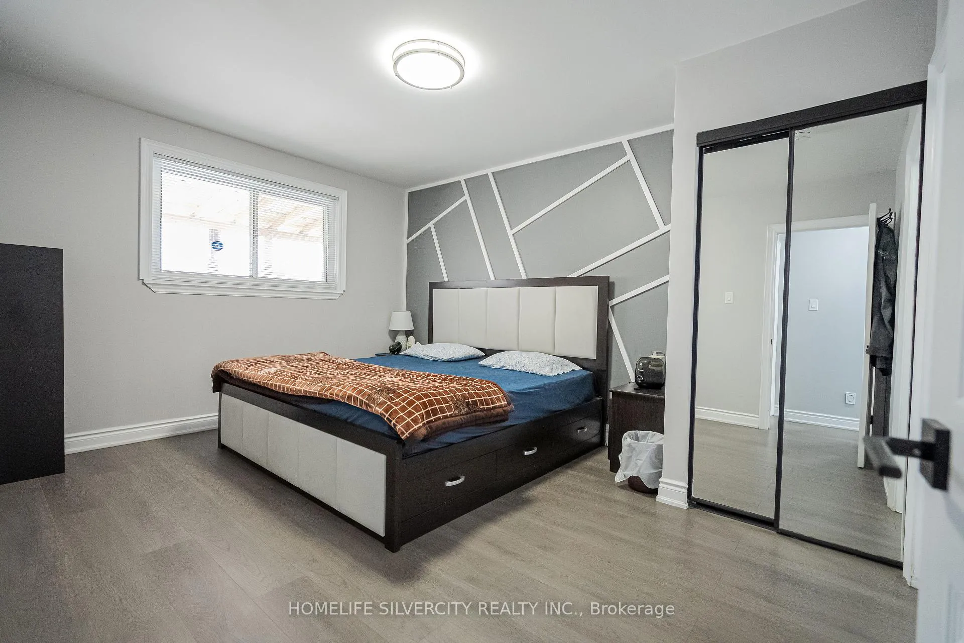 Photo 17 of 72 Brookland Drive, Brampton, Avondale — HOMEH