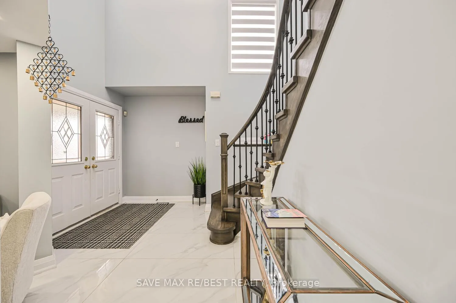 Photo 6 of 29 Baccarat Crescent, Brampton, Snelgrove — HOMEH