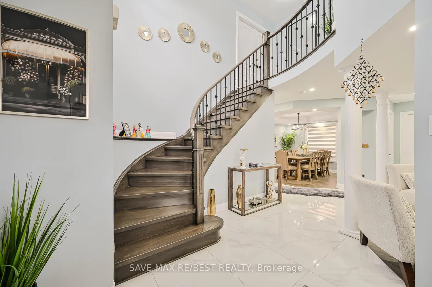 Photo 7 of 29 Baccarat Crescent, Brampton, Snelgrove — HOMEH