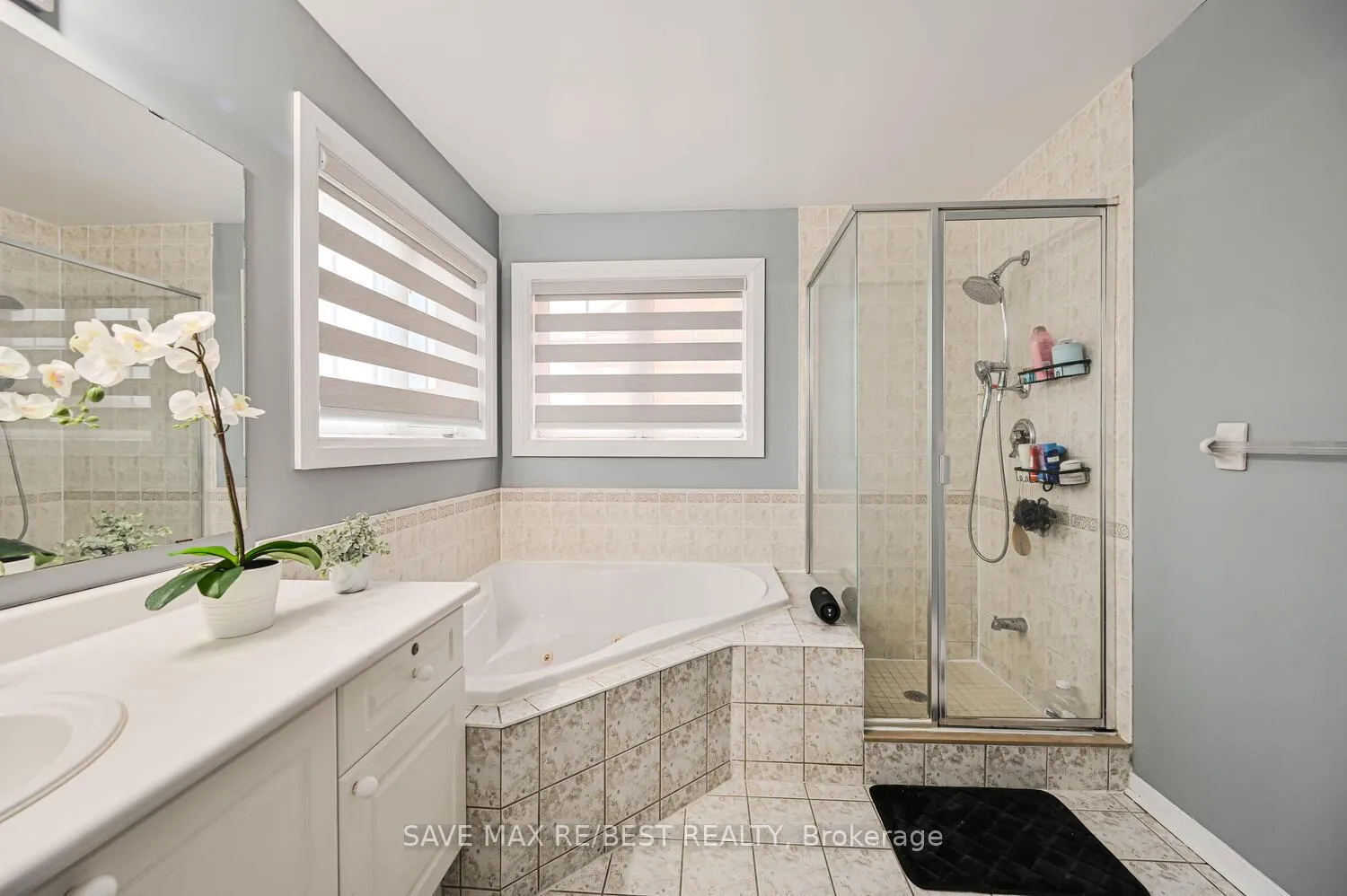 Photo 31 of 29 Baccarat Crescent, Brampton, Snelgrove — HOMEH