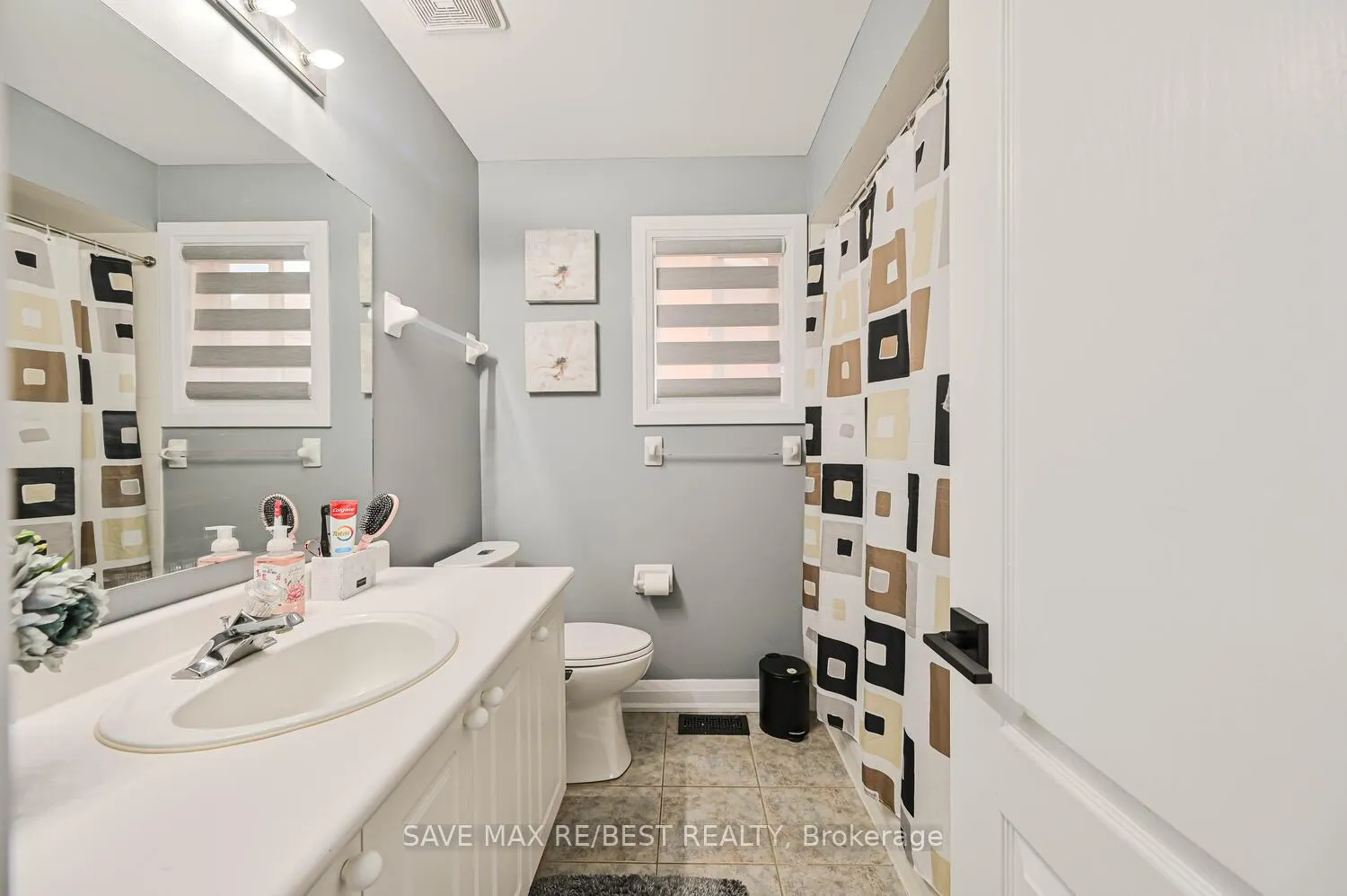 Photo 37 of 29 Baccarat Crescent, Brampton, Snelgrove — HOMEH