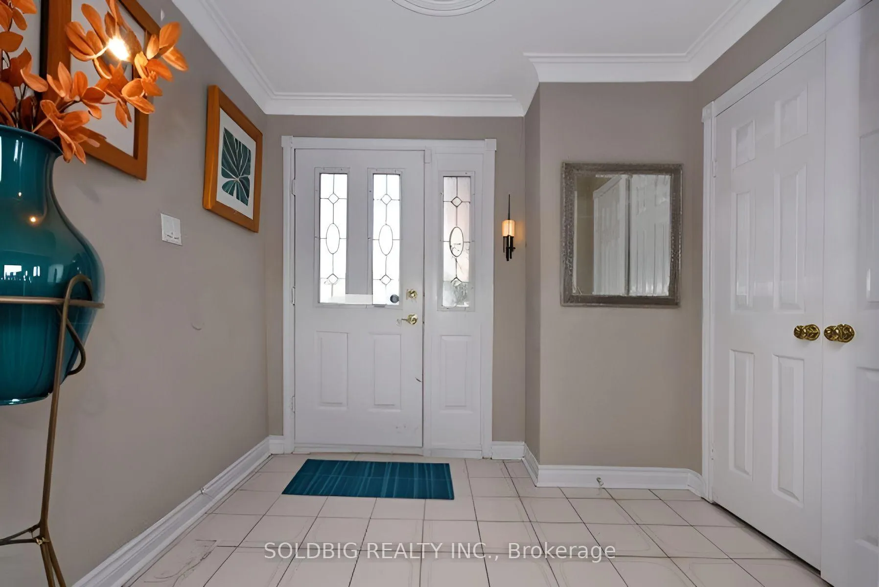 Photo 2 of 156 Forest Drive, Vaughan, West Woodbridge — HOMEH