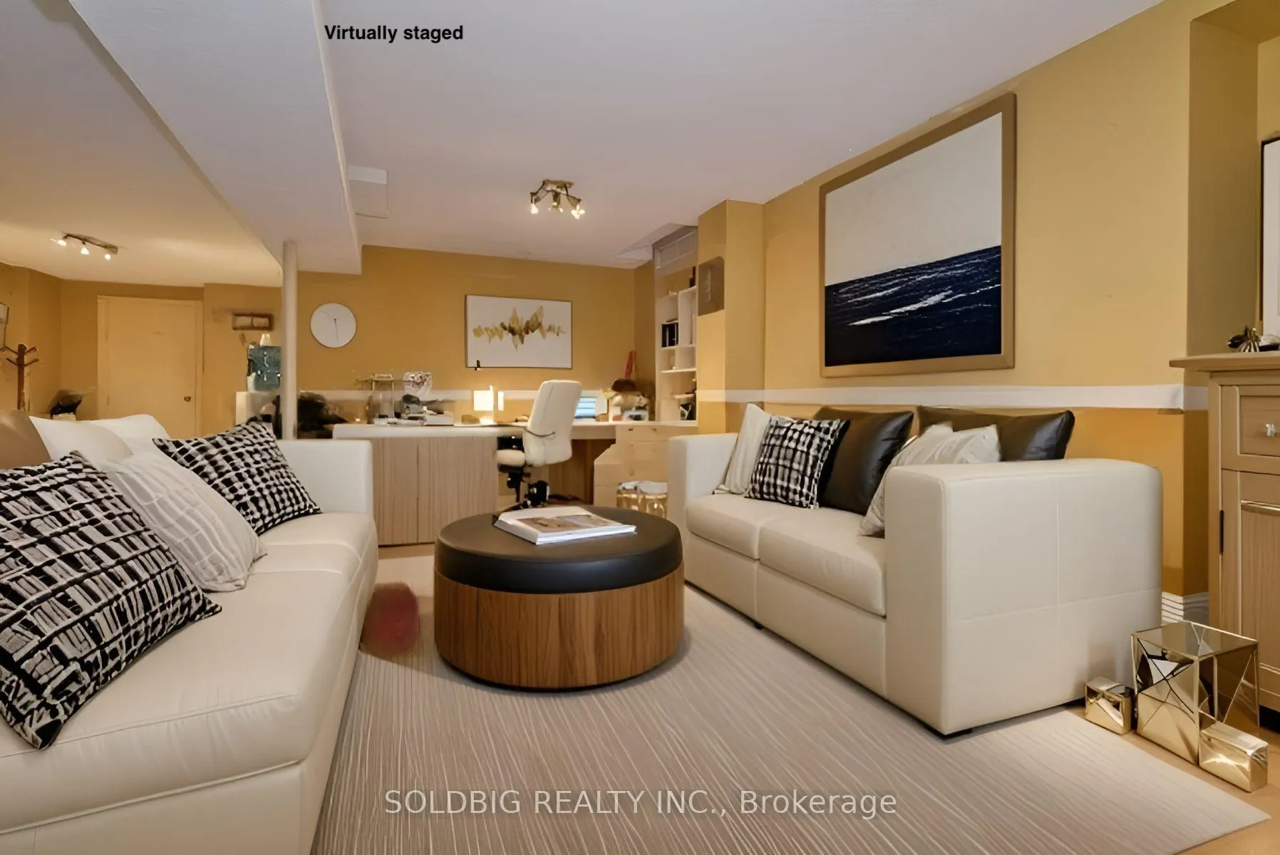 Photo 4 of 156 Forest Drive, Vaughan, West Woodbridge — HOMEH