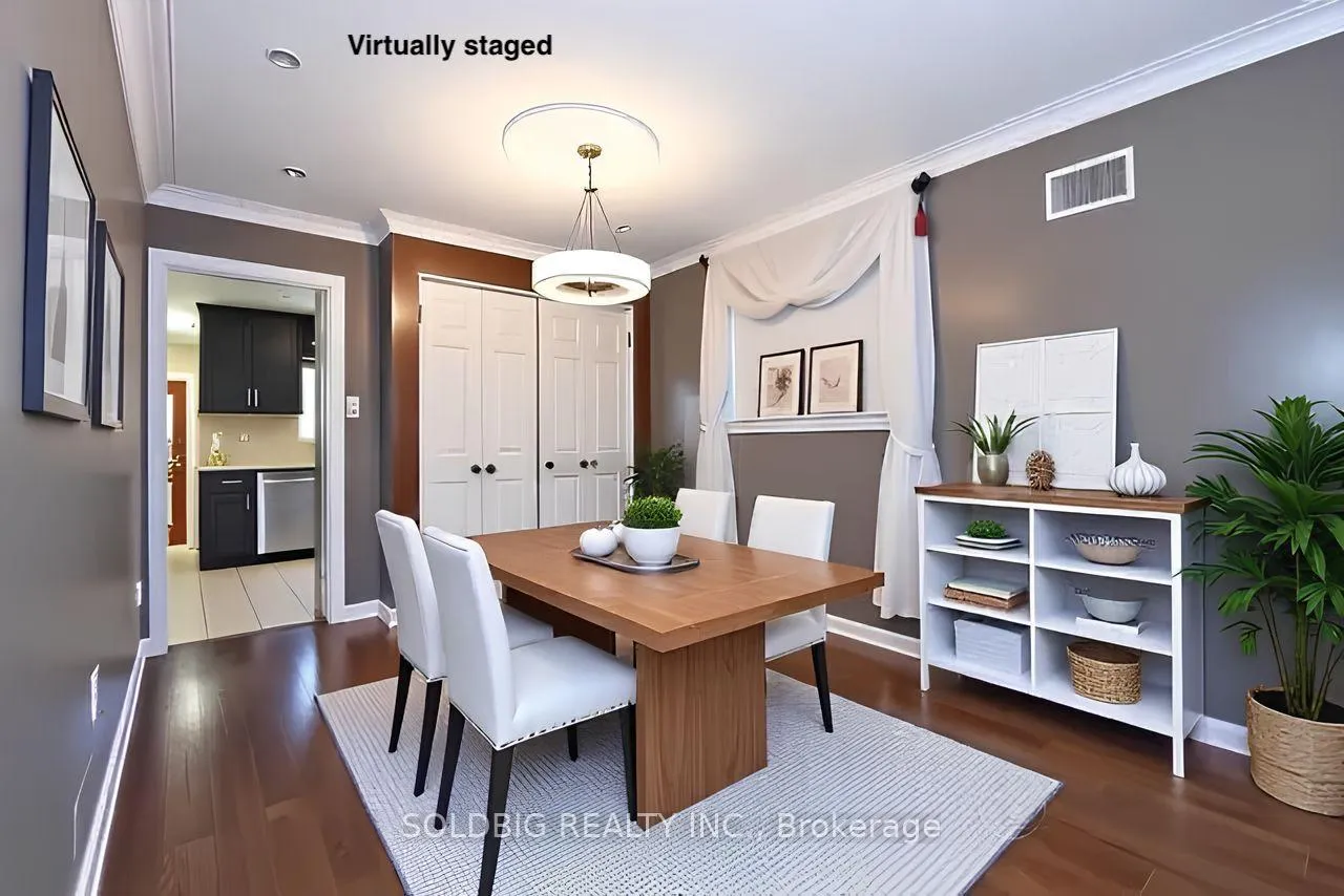Photo 7 of 156 Forest Drive, Vaughan, West Woodbridge — HOMEH