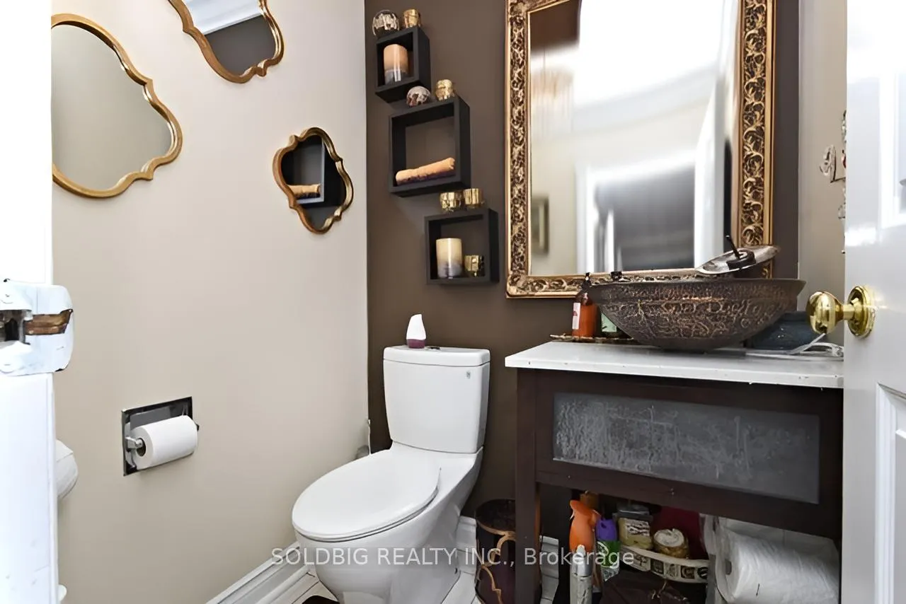 Photo 12 of 156 Forest Drive, Vaughan, West Woodbridge — HOMEH