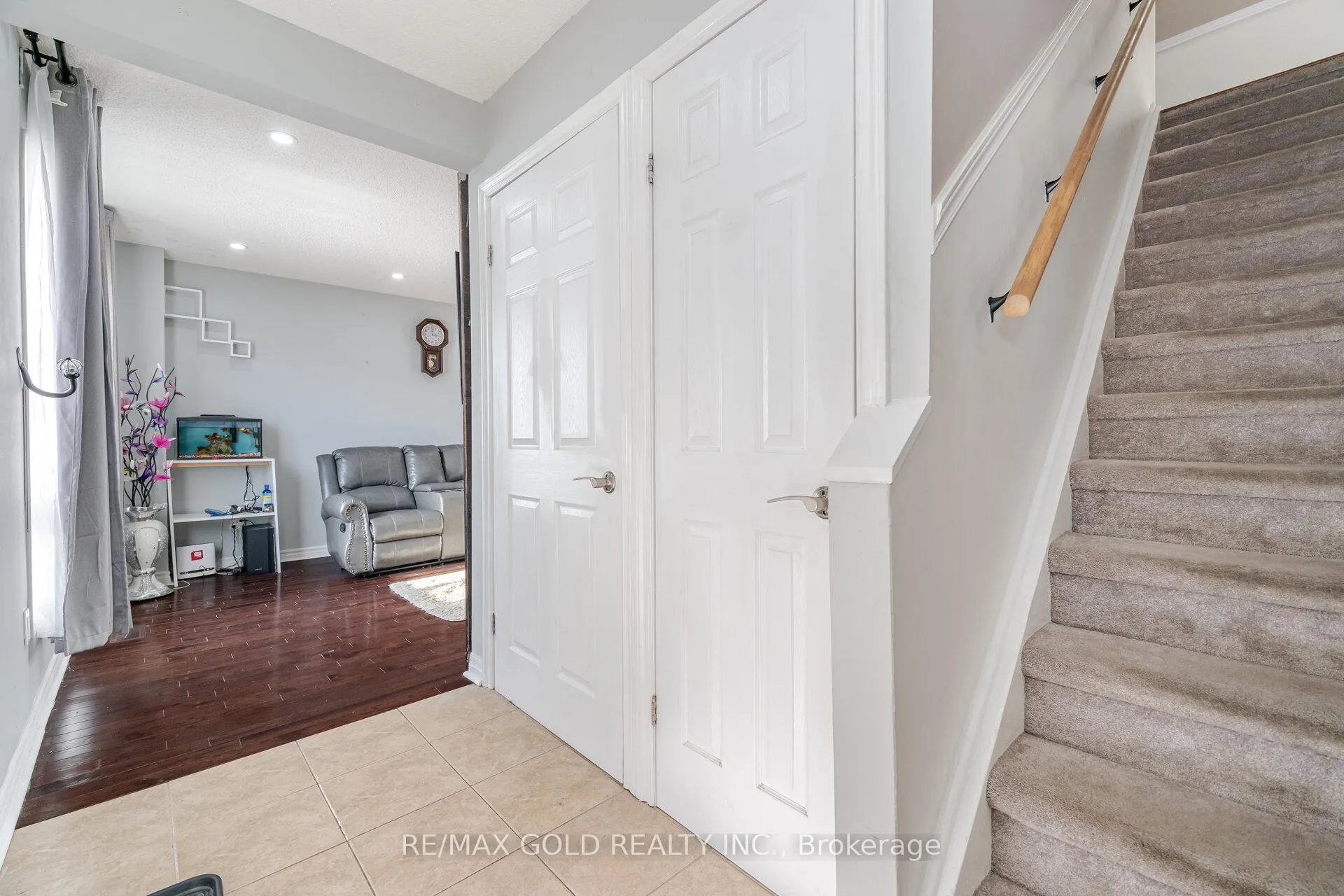 Photo 6 of 11 Horatio Court, Brampton, Central Park — HOMEH
