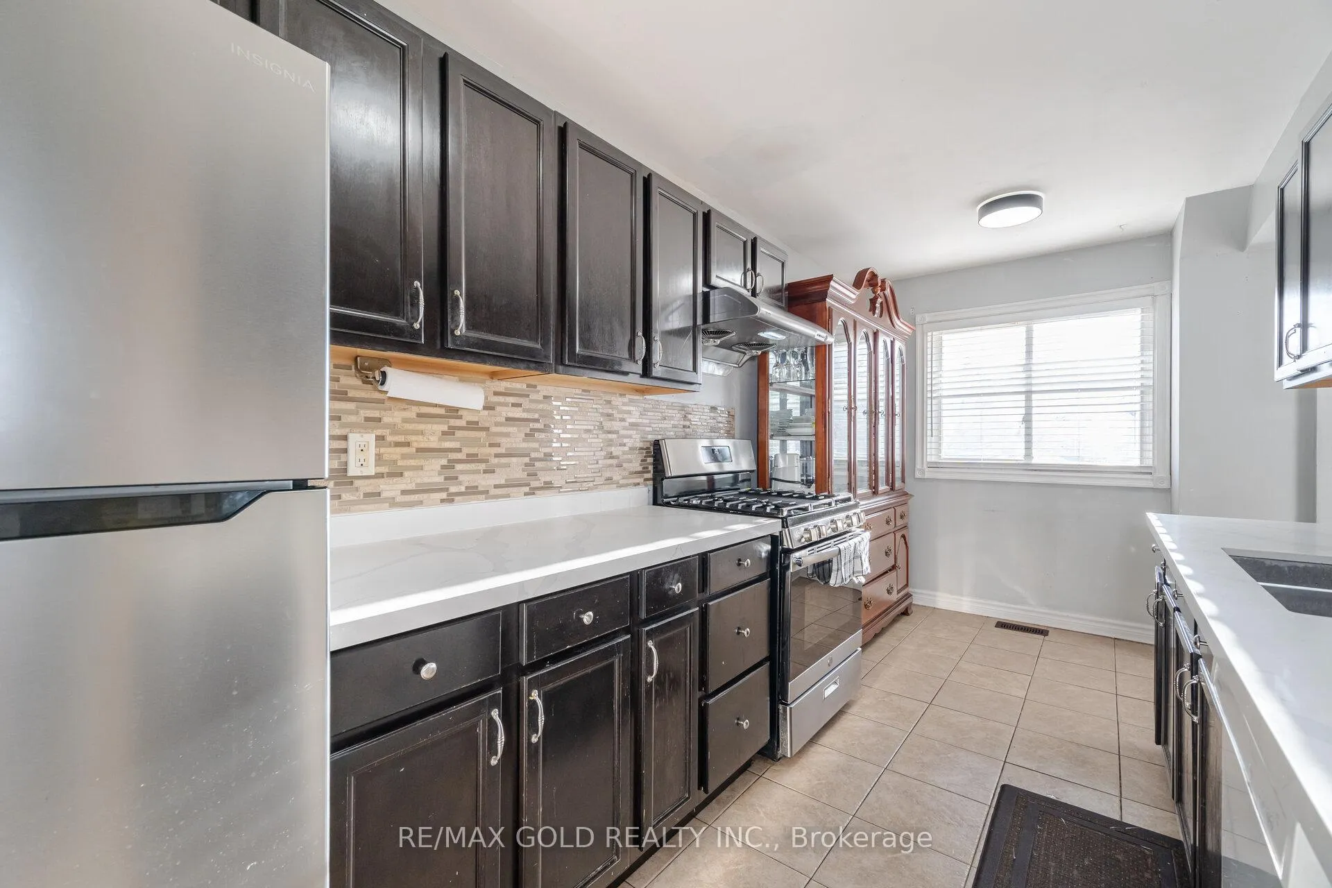 Photo 14 of 11 Horatio Court, Brampton, Central Park — HOMEH