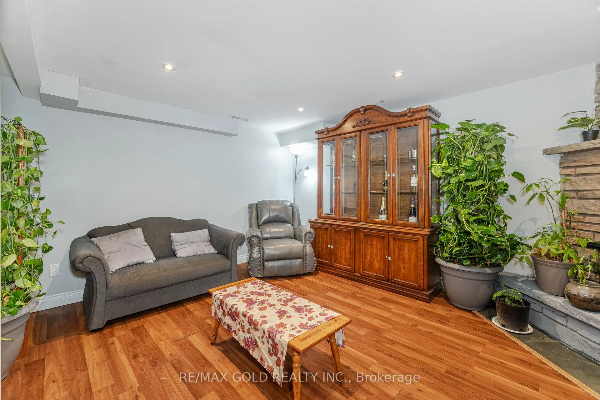 Photo 28 of 11 Horatio Court, Brampton, Central Park — HOMEH