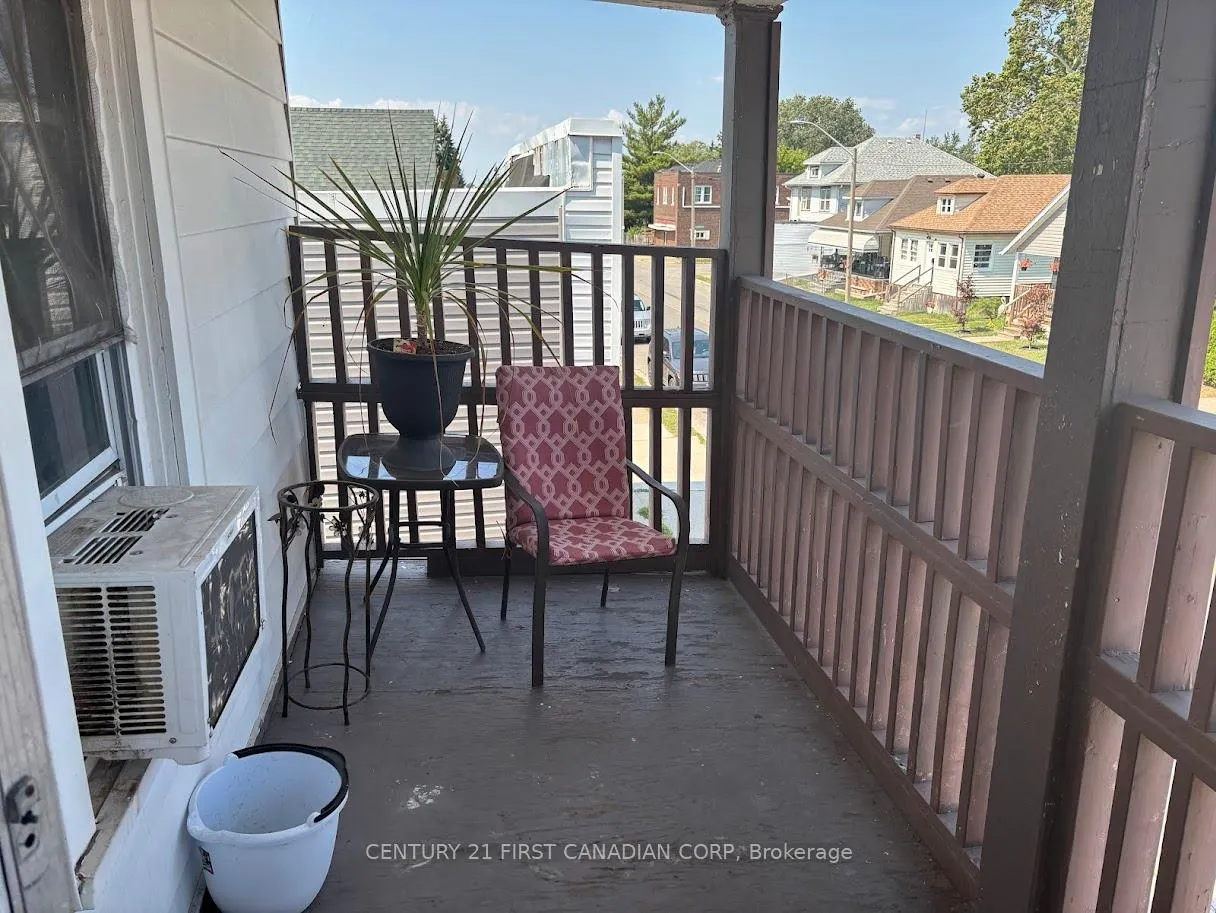 Photo 24 of 1629 Drouillard Road, Windsor — HOMEH