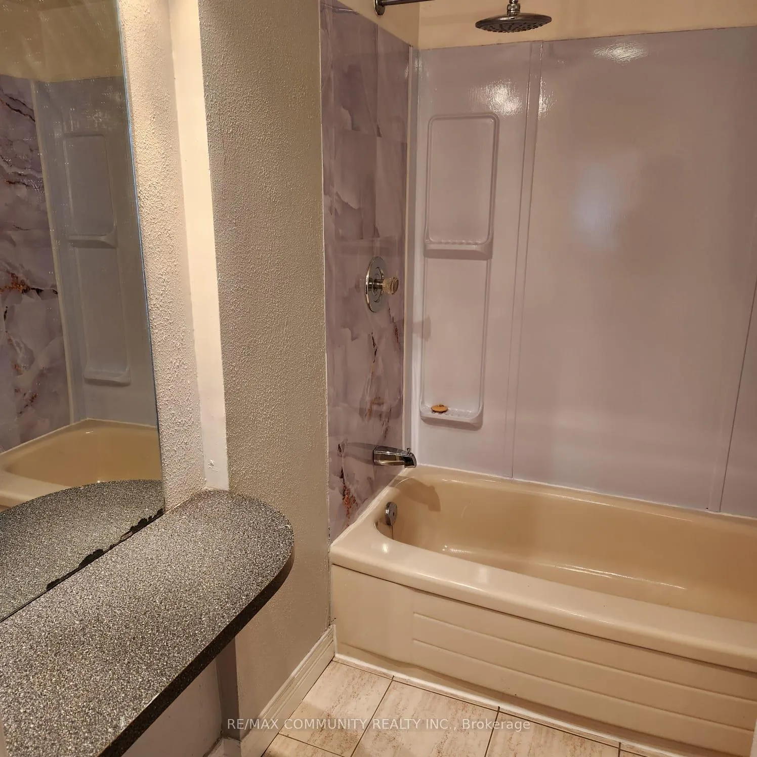 Photo 6 of 562 Simcoe Street S, Oshawa, Central — HOMEH
