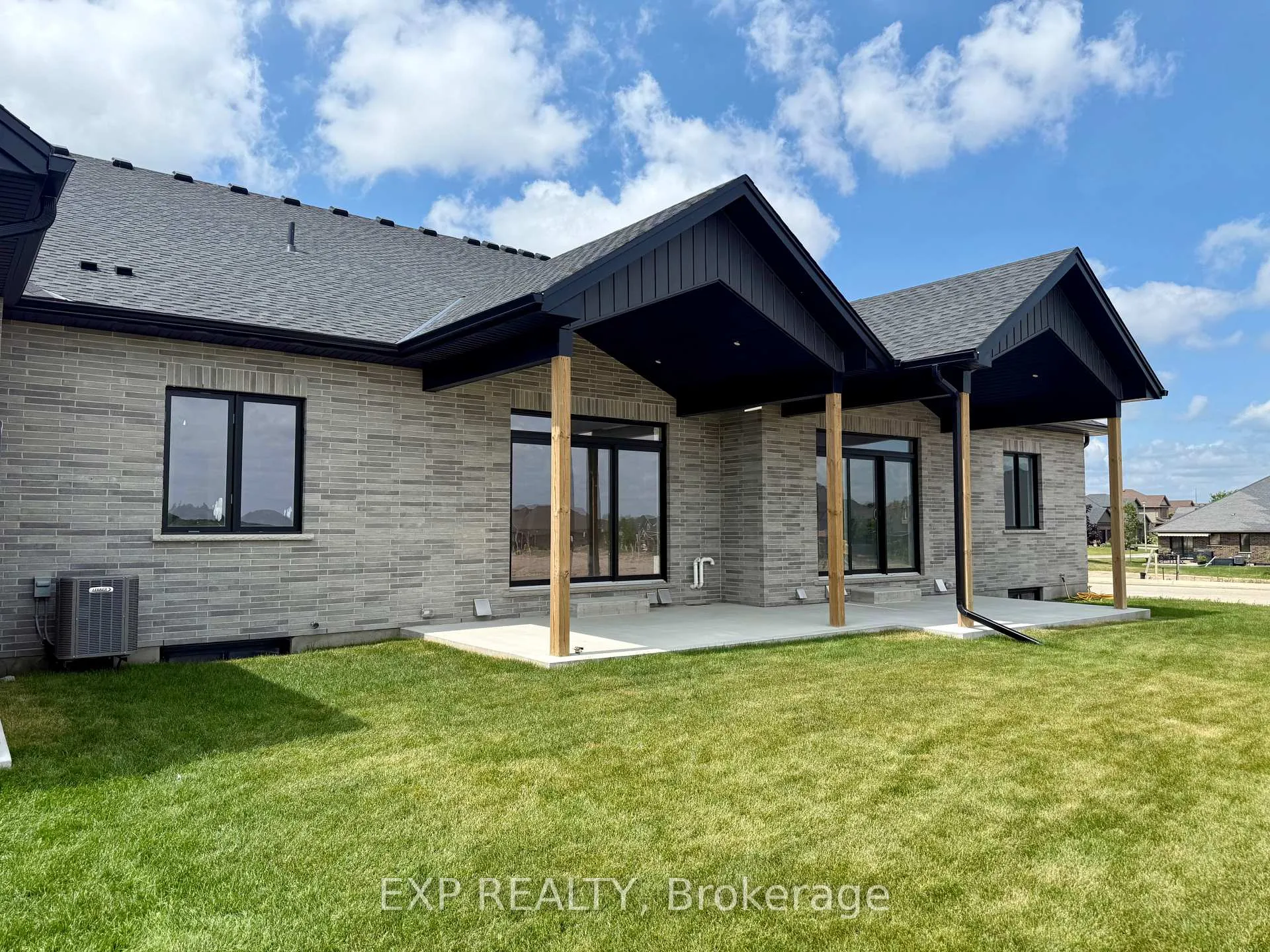 Photo 15 of 93 Bedell Drive, Mapleton, Rural Mapleton — HOMEH