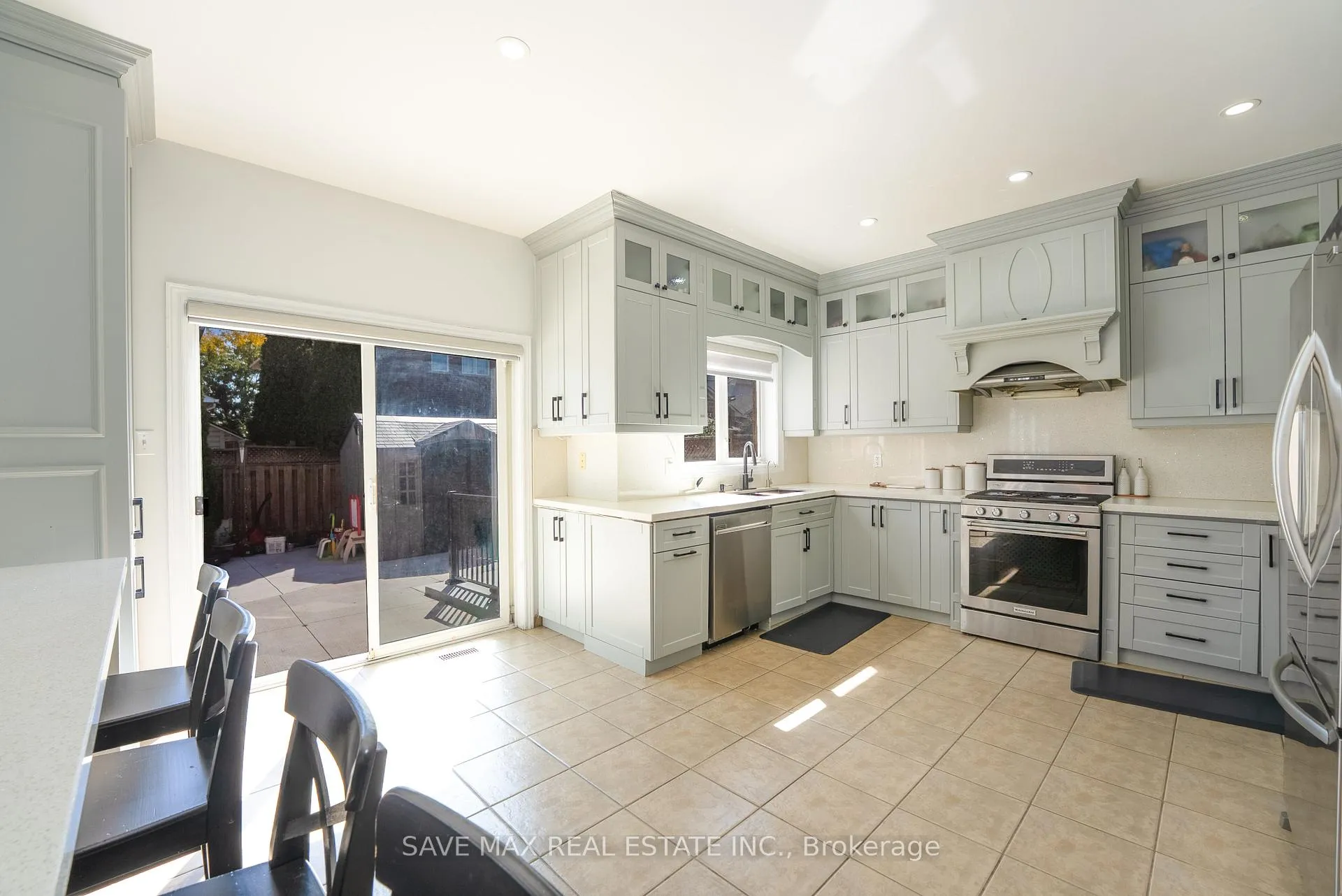 Photo 9 of 17 Charger Lane, Brampton, Fletcher's Meadow — HOMEH