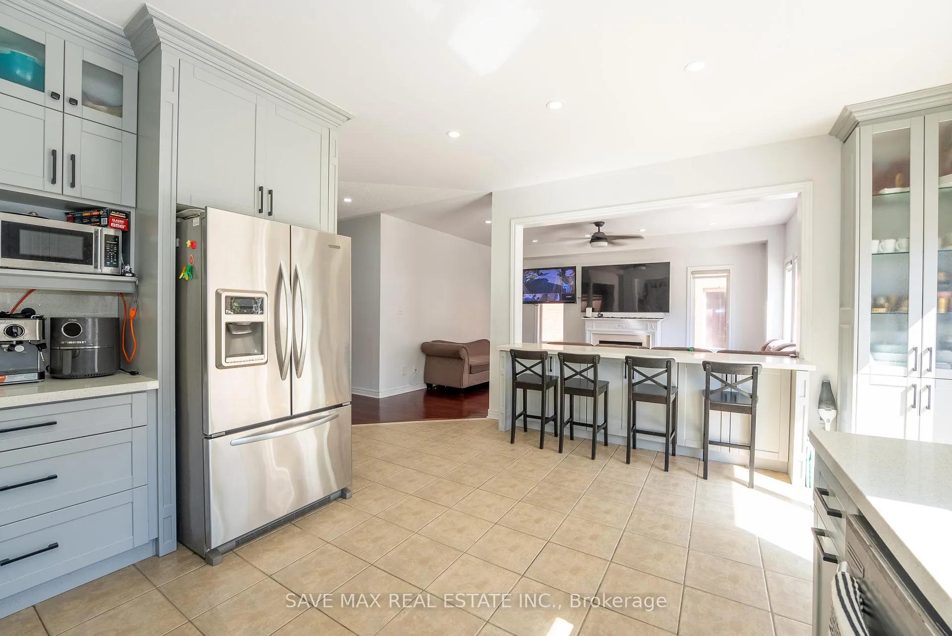 Photo 11 of 17 Charger Lane, Brampton, Fletcher's Meadow — HOMEH