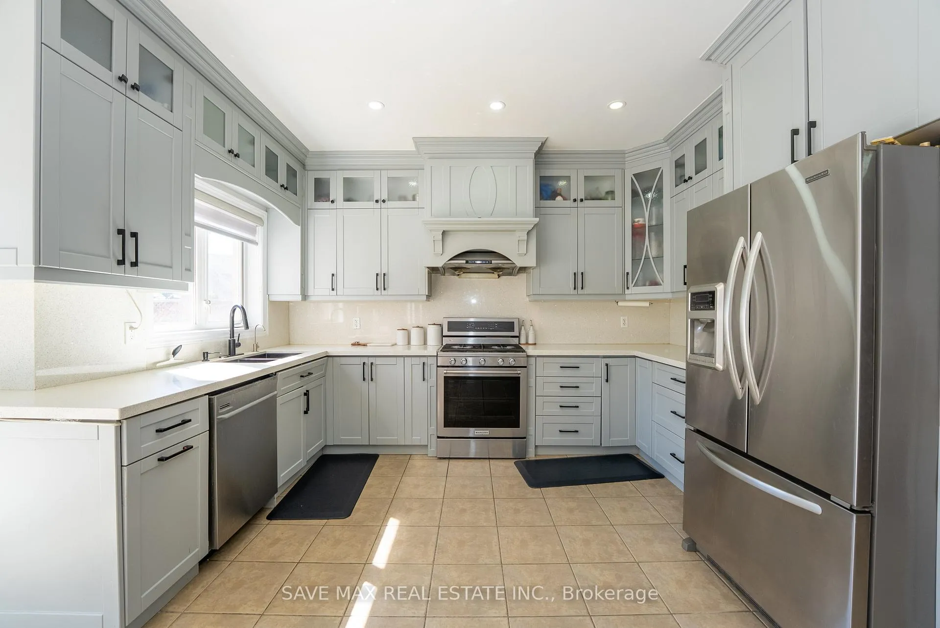 Photo 12 of 17 Charger Lane, Brampton, Fletcher's Meadow — HOMEH