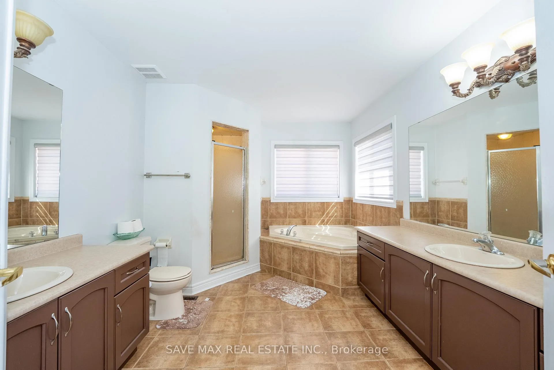 Photo 21 of 17 Charger Lane, Brampton, Fletcher's Meadow — HOMEH