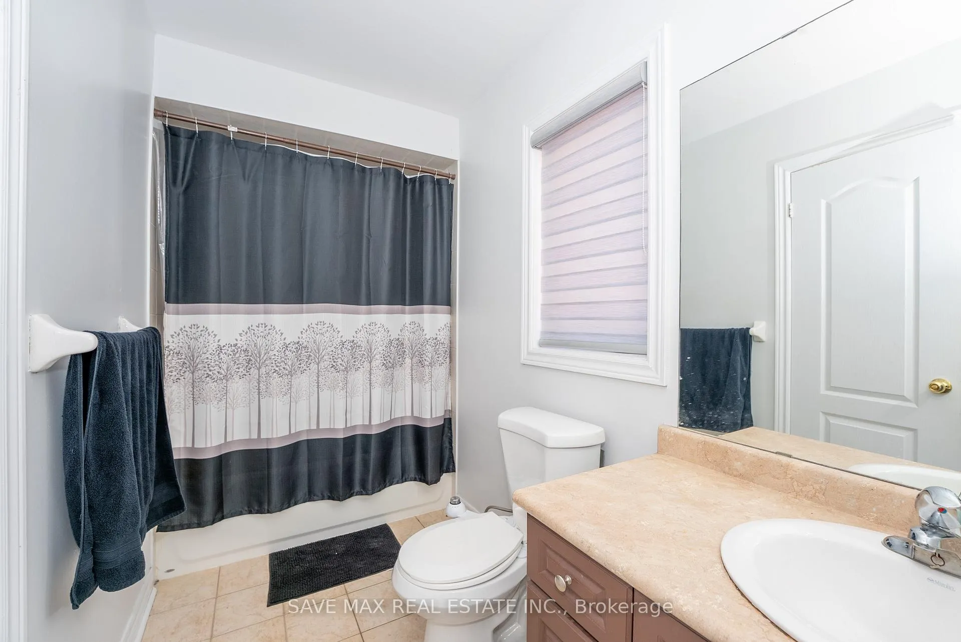 Photo 33 of 17 Charger Lane, Brampton, Fletcher's Meadow — HOMEH